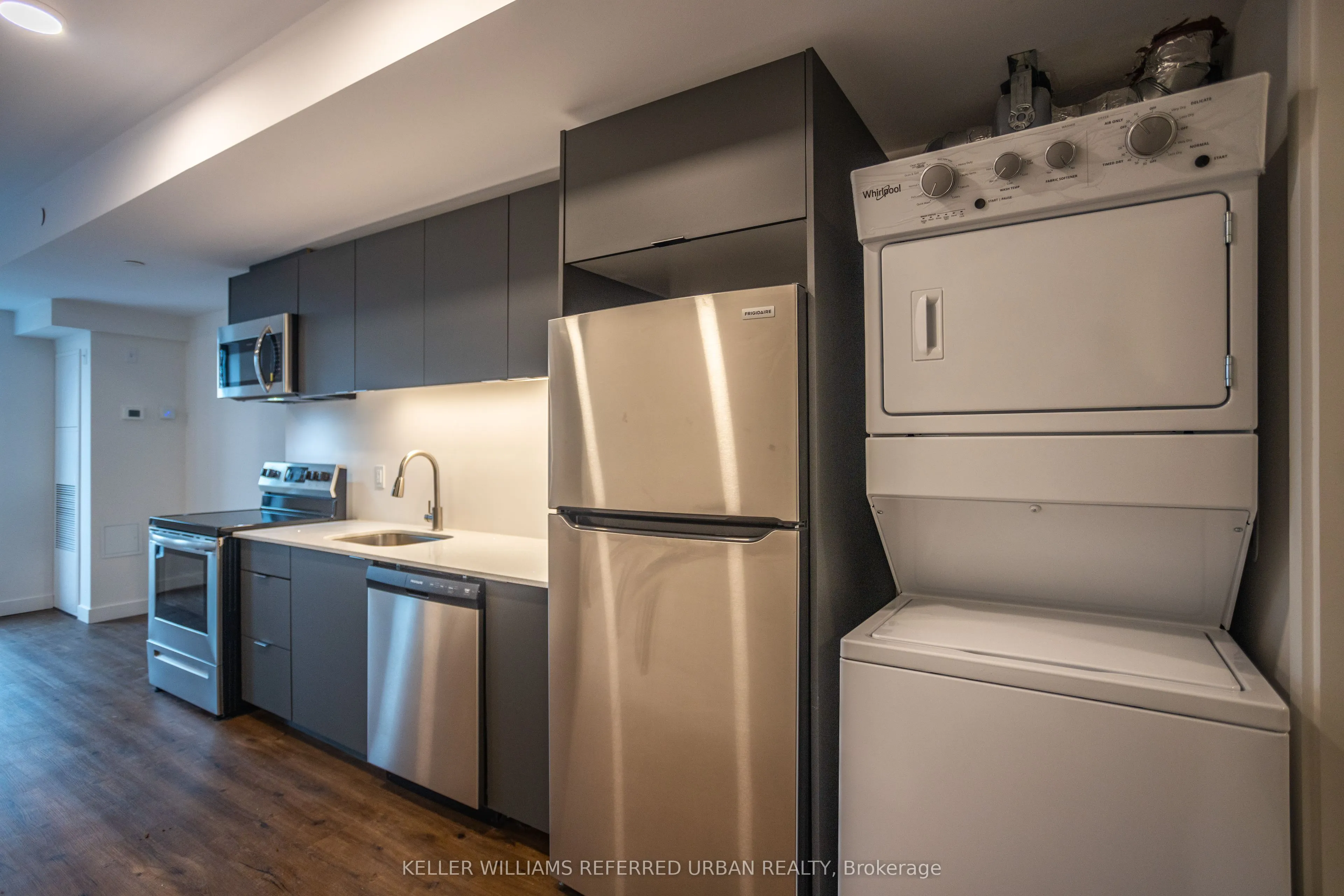 325 University Avenue W #203