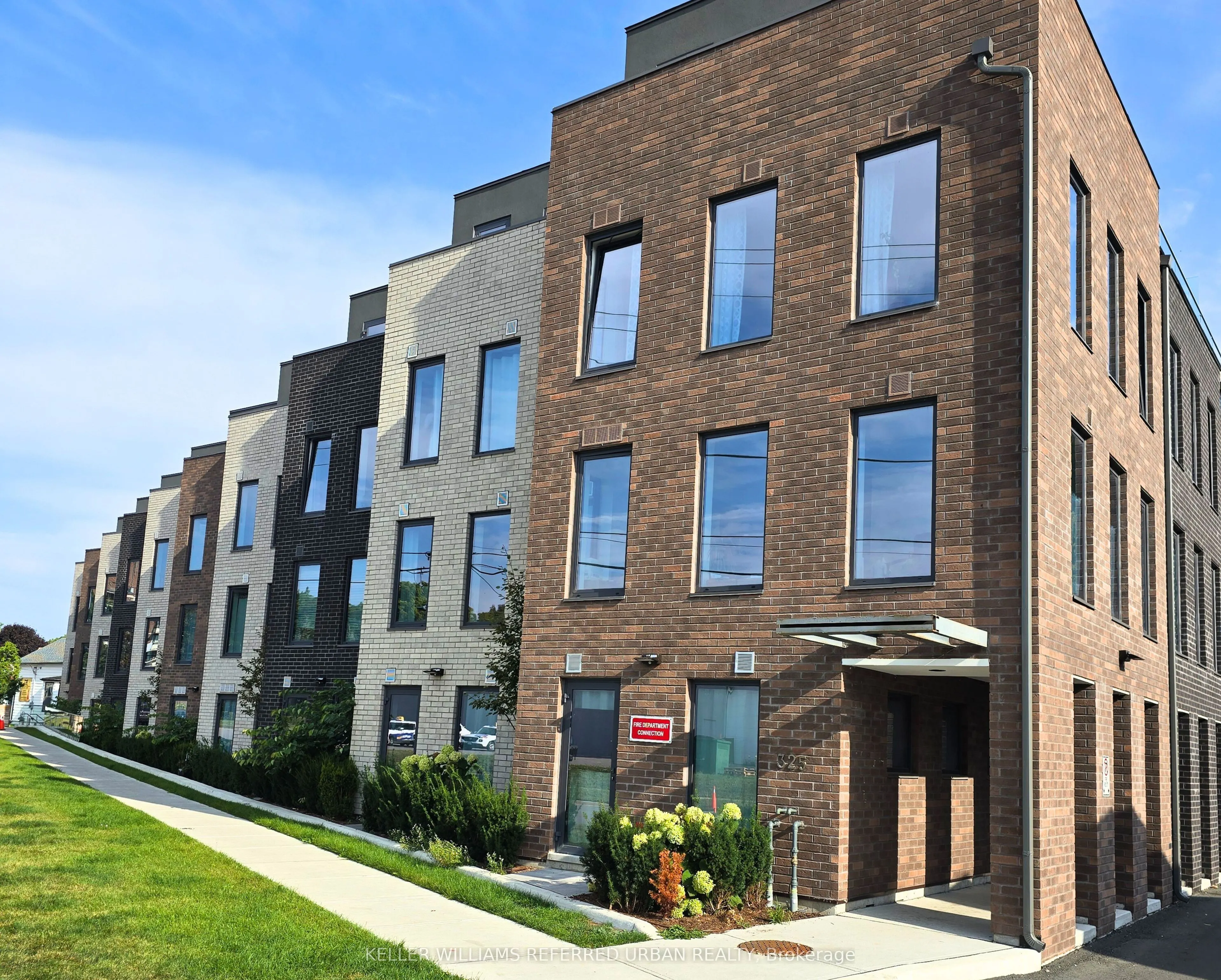 325 University Avenue W #203