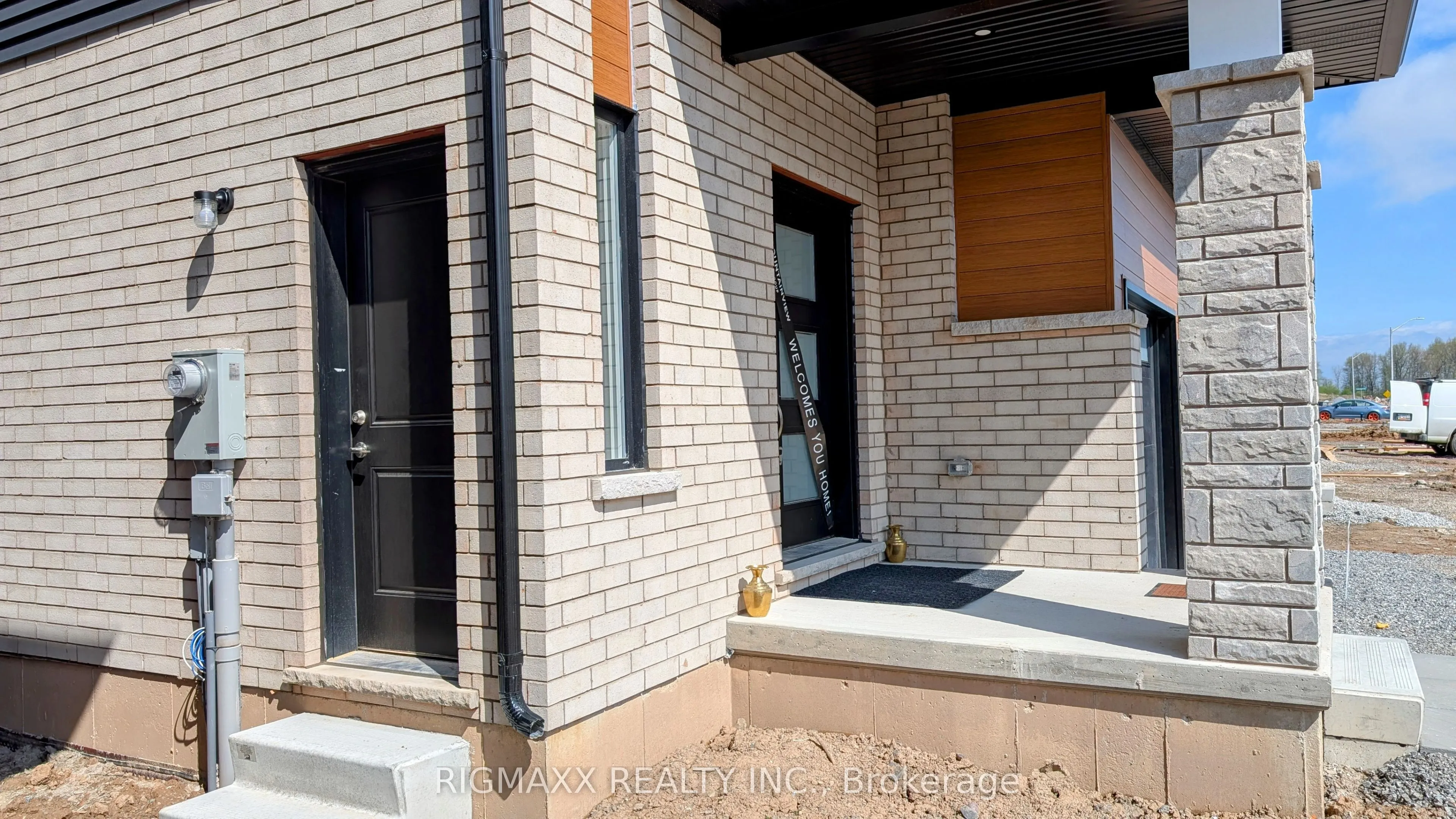 1015 Alliston Avenue