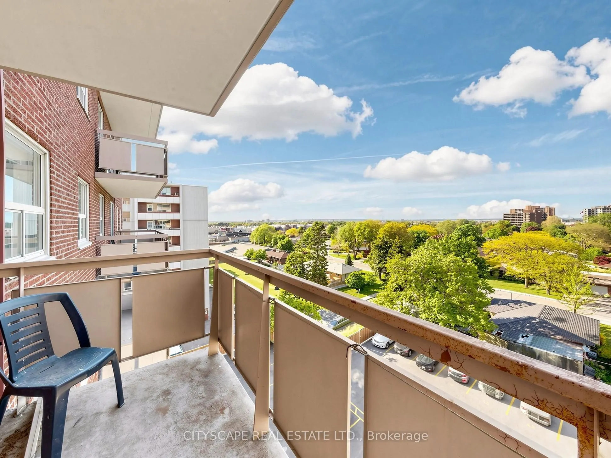 851 Queenston Road #708