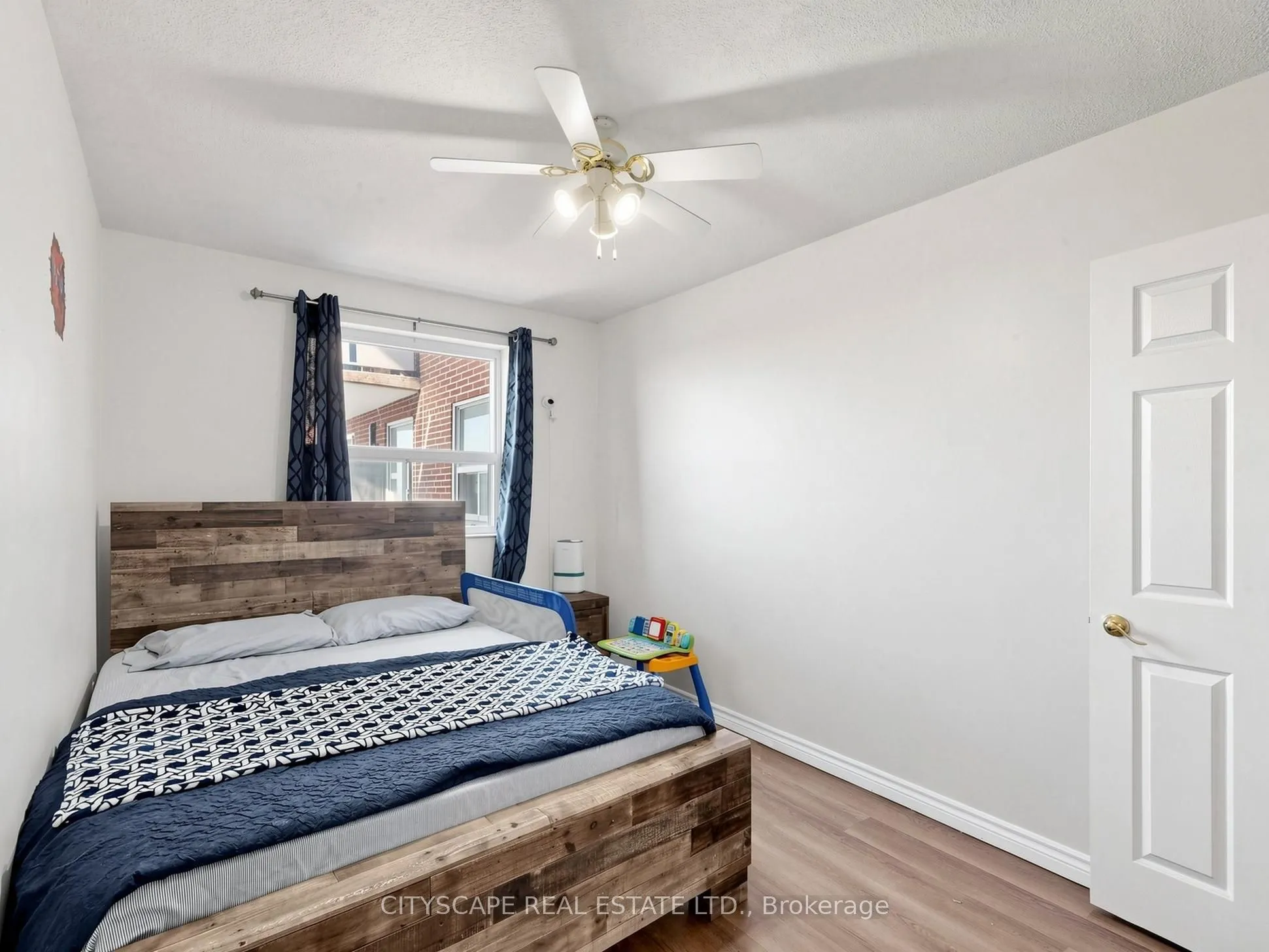 851 Queenston Road #708