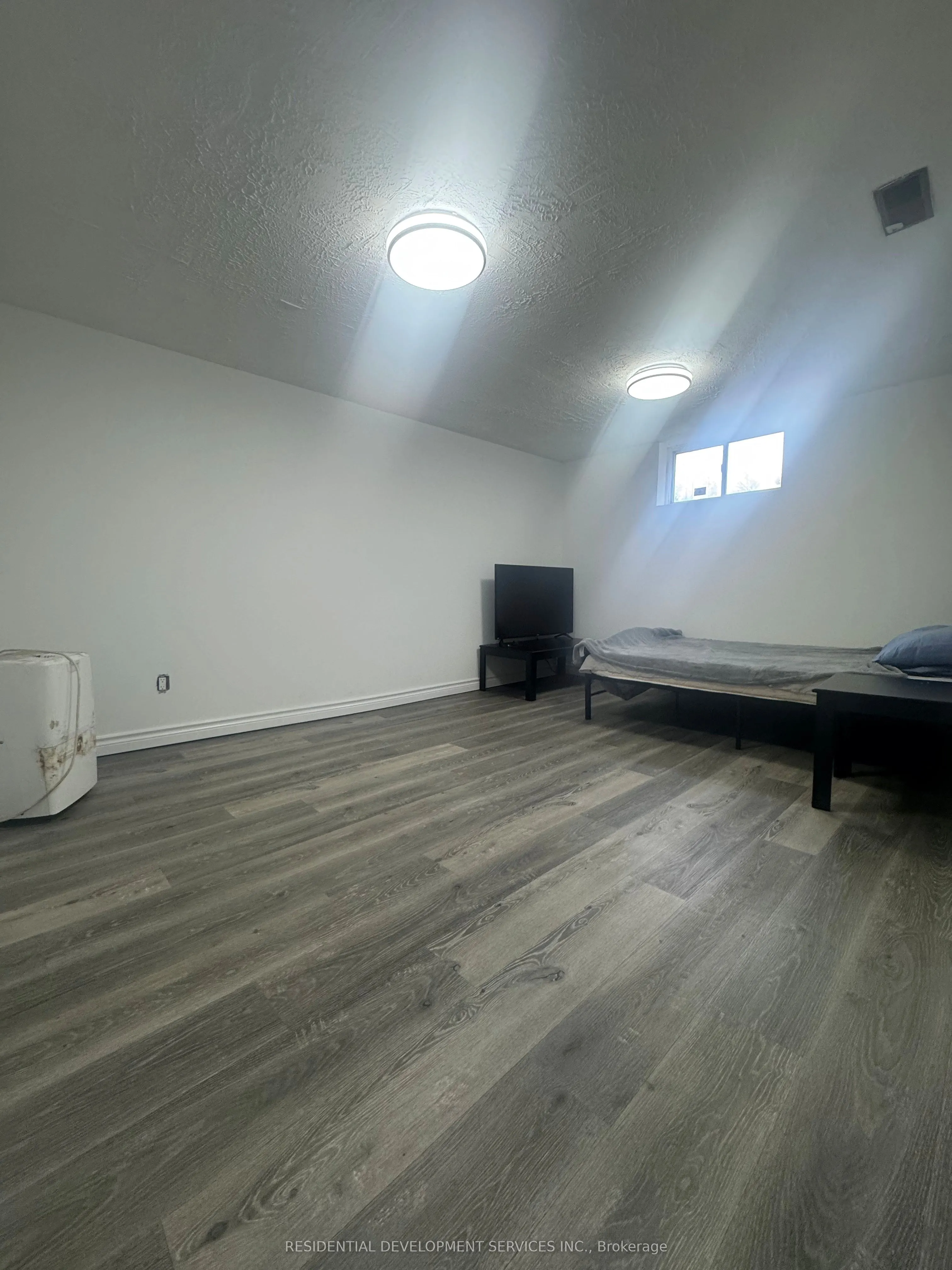 342 Mountain Road