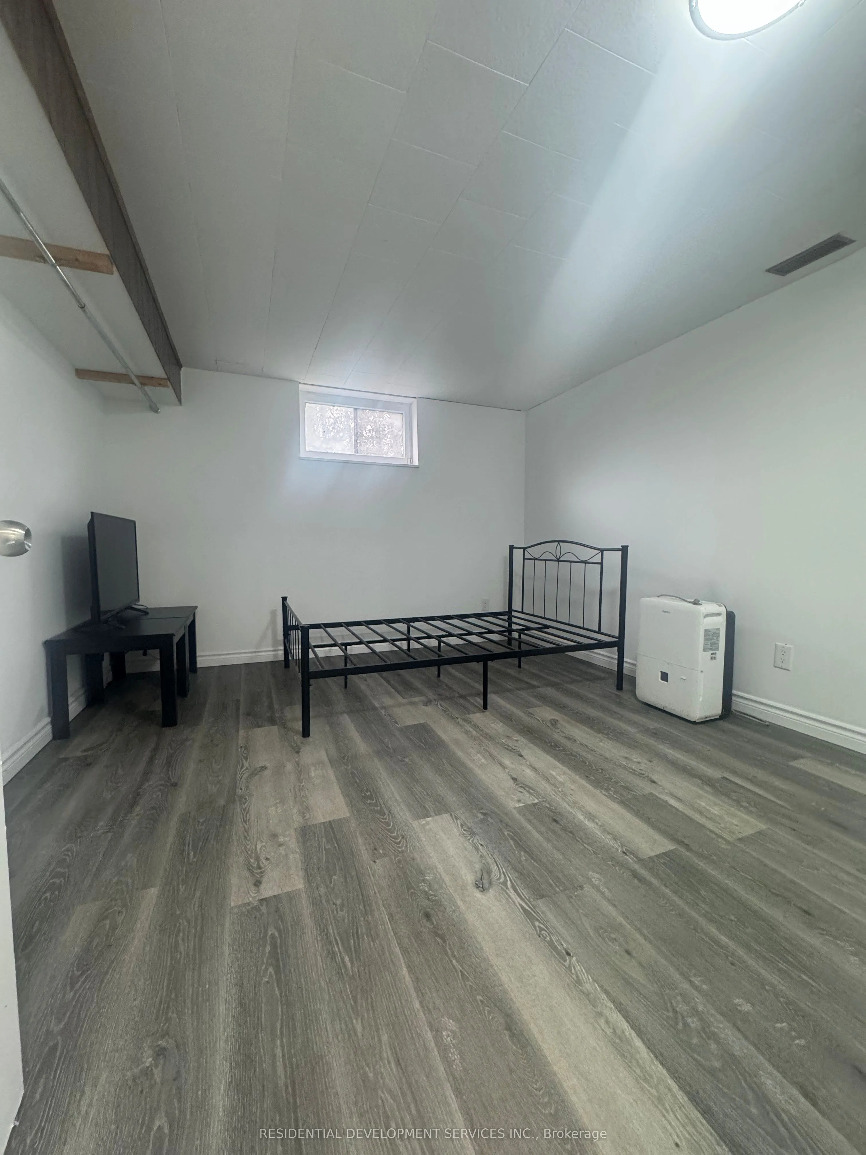 342 Mountain Road