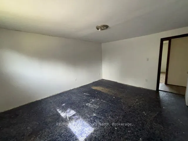 3044 Gelert Road
