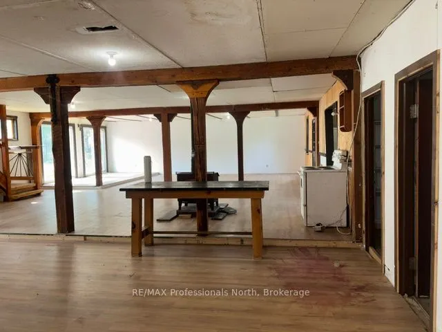 3044 Gelert Road