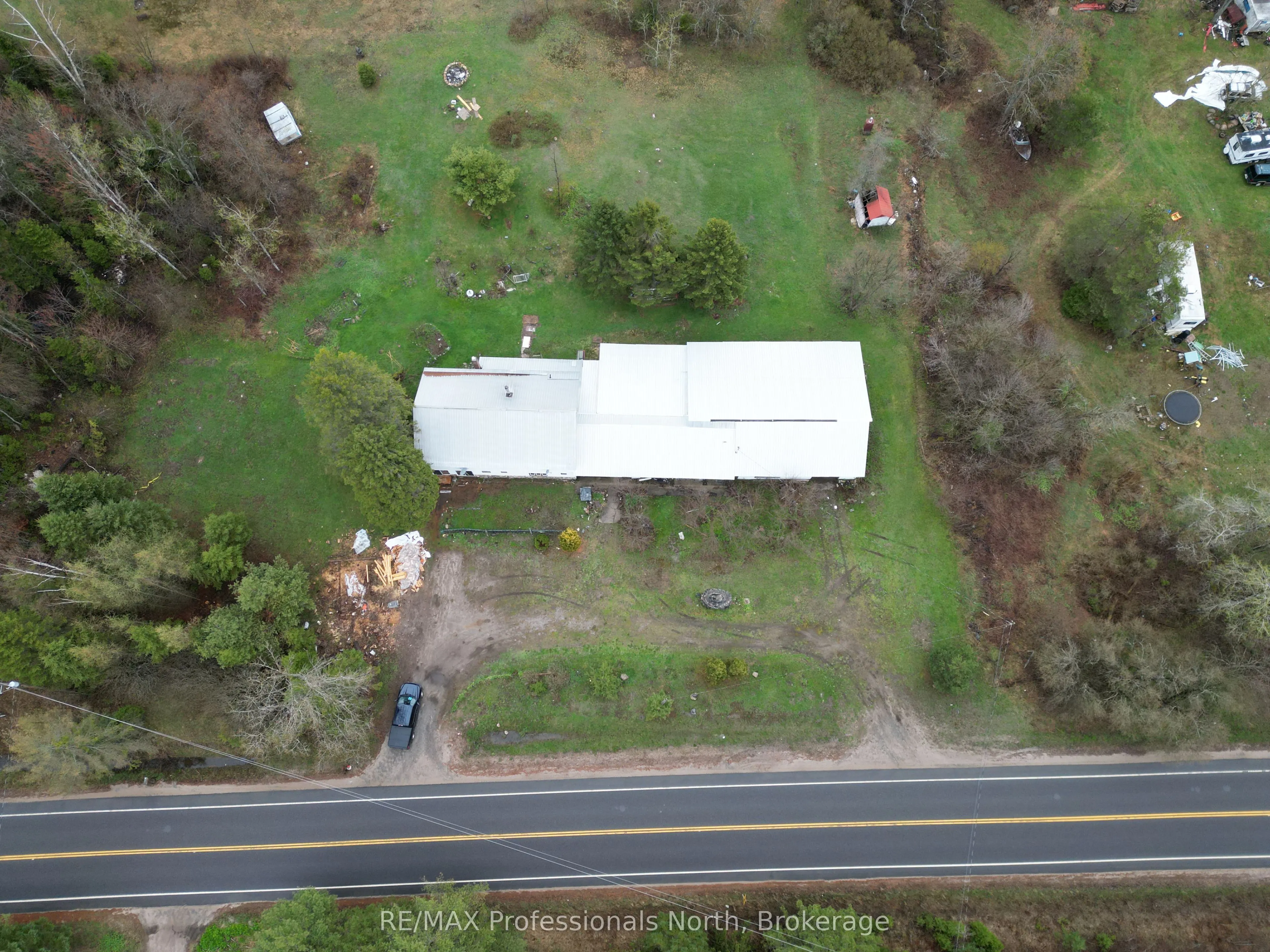 3044 Gelert Road