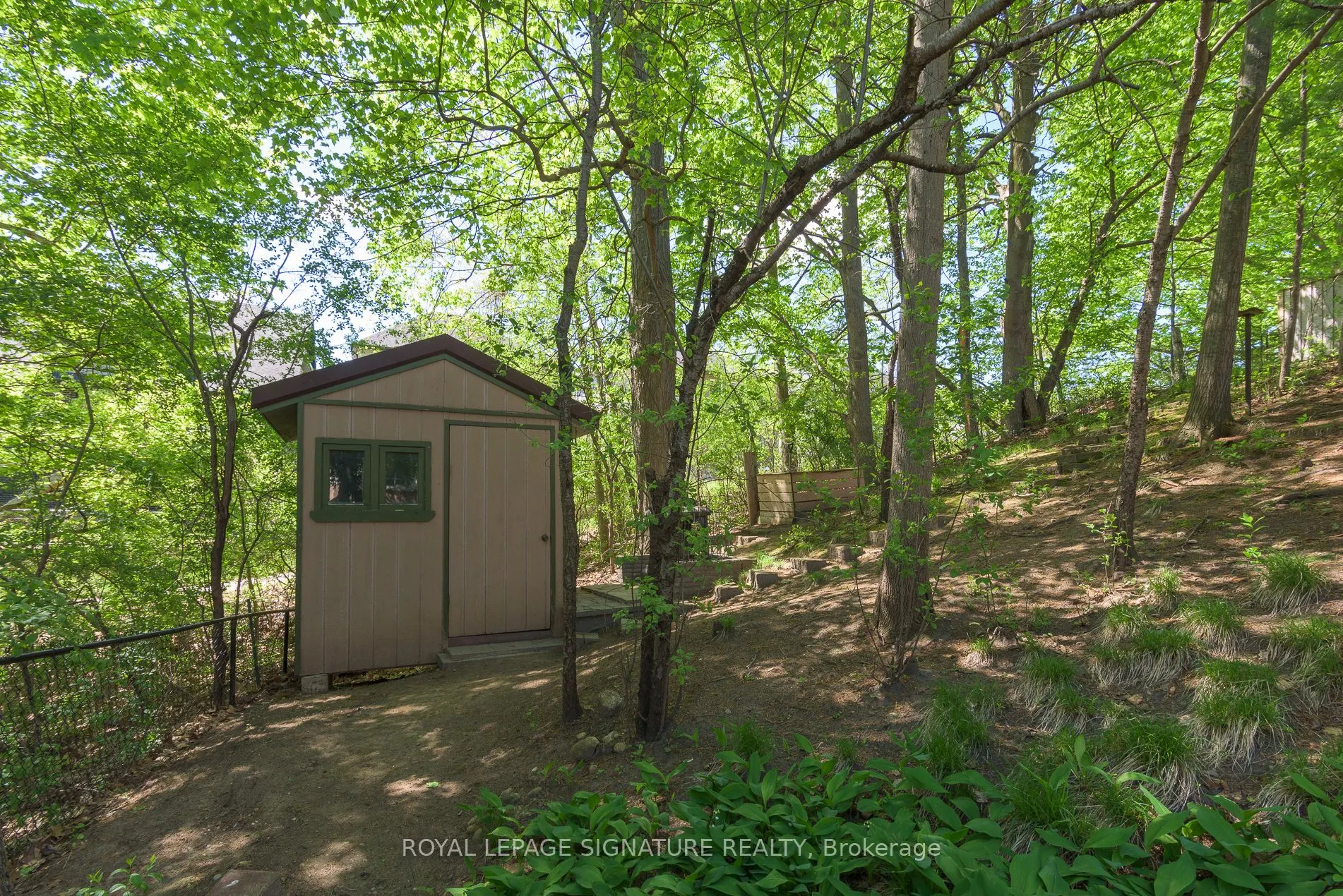 27 Autumn Ridge Trail