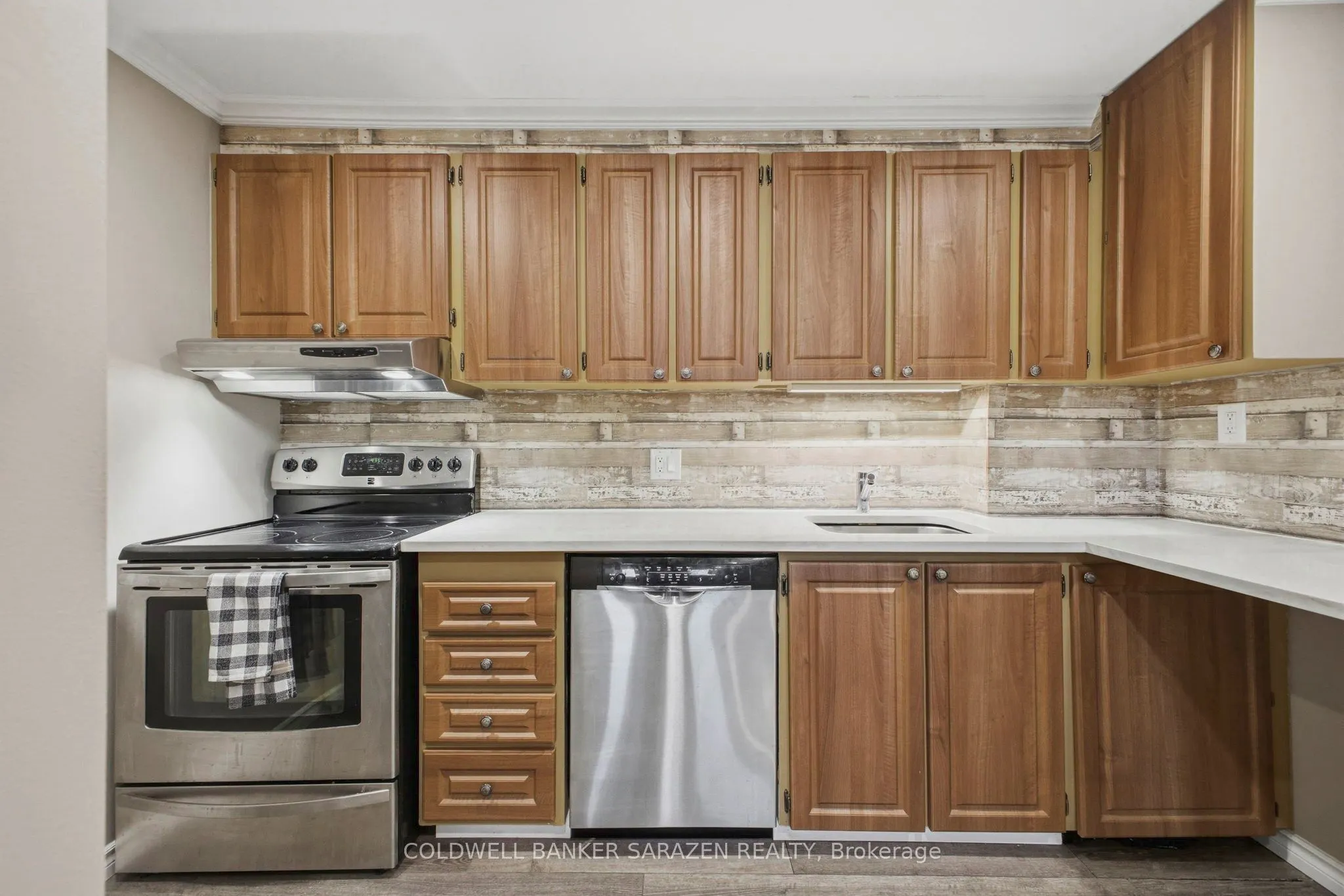 415 Greenview Avenue #2102