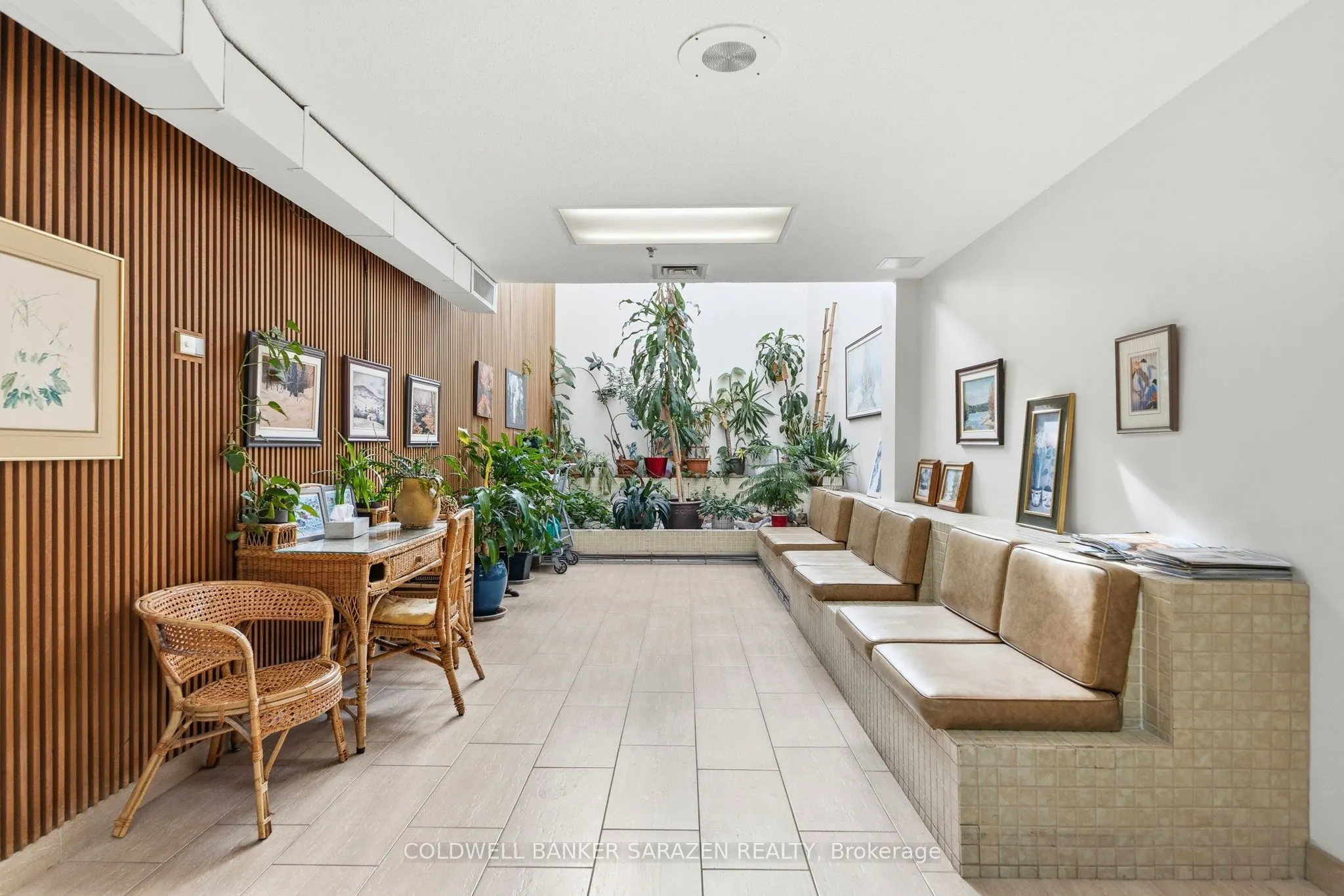 415 Greenview Avenue #2102