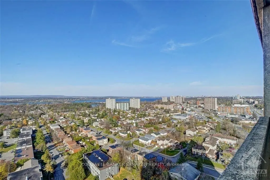 415 Greenview Avenue #2102