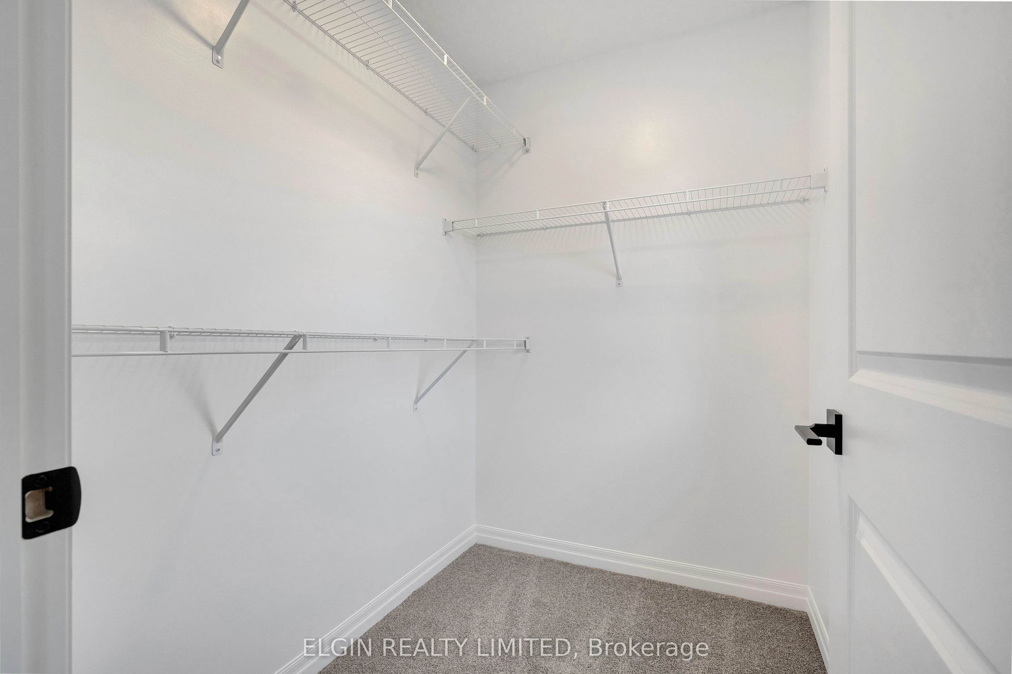 6 Keba Crescent