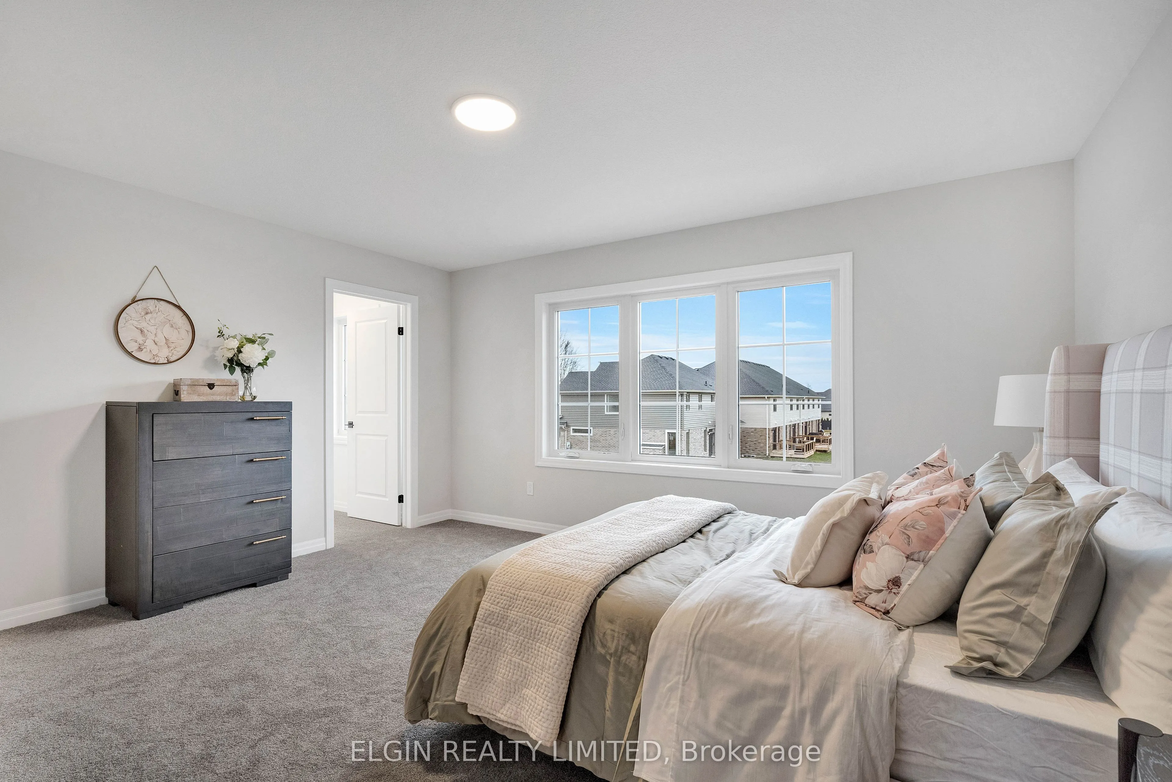 6 Keba Crescent