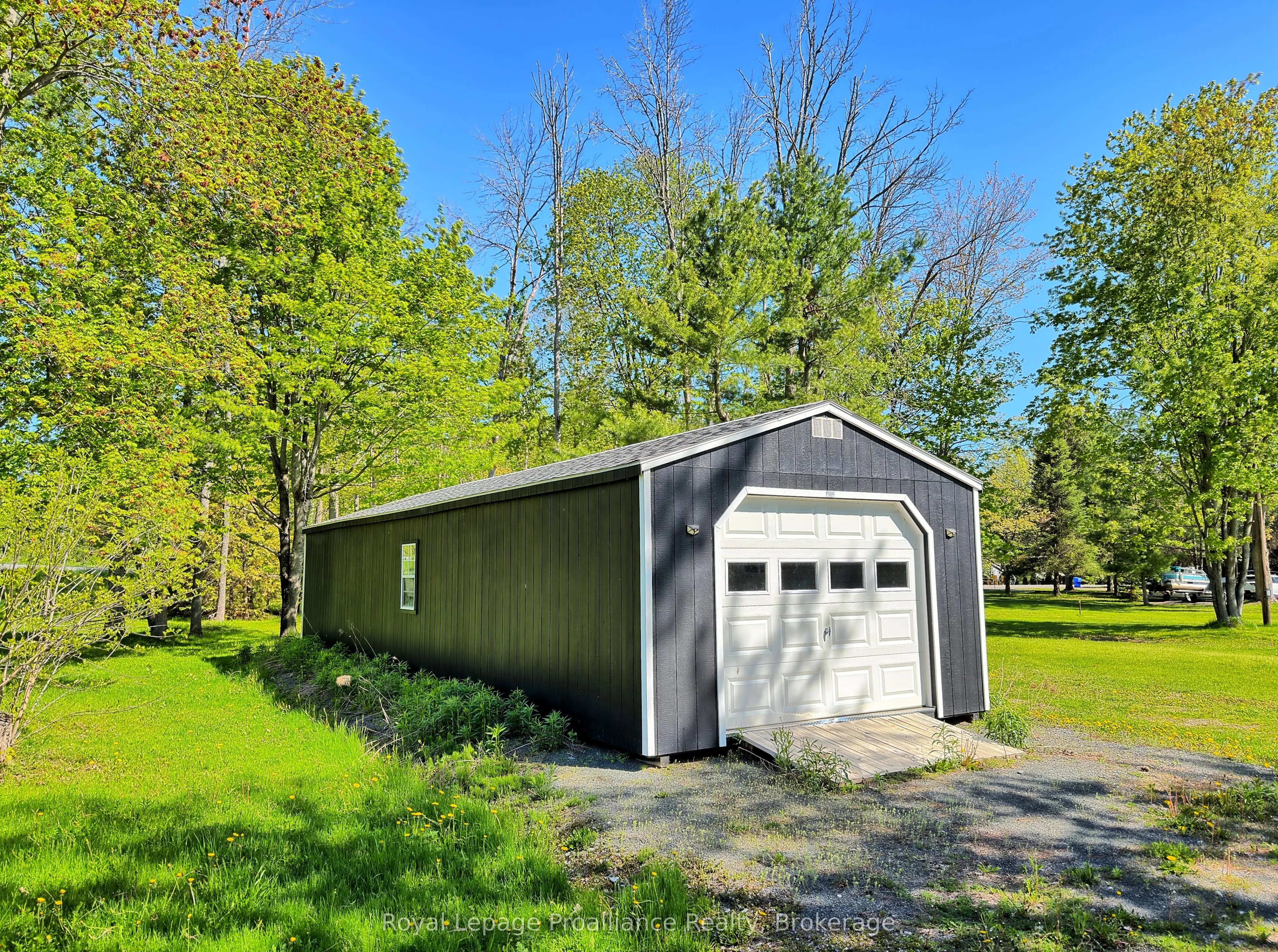 562 Cordova Road