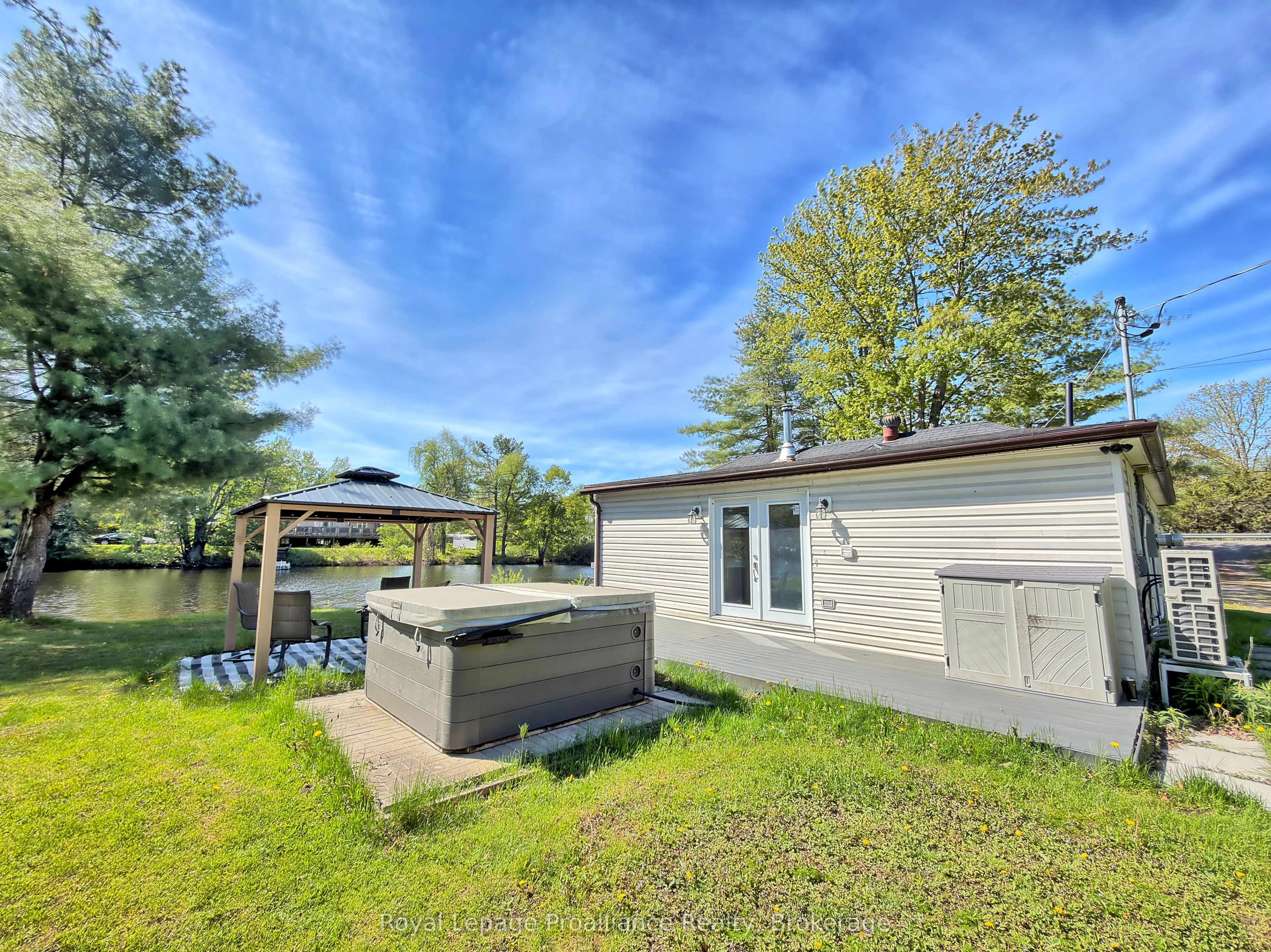 562 Cordova Road