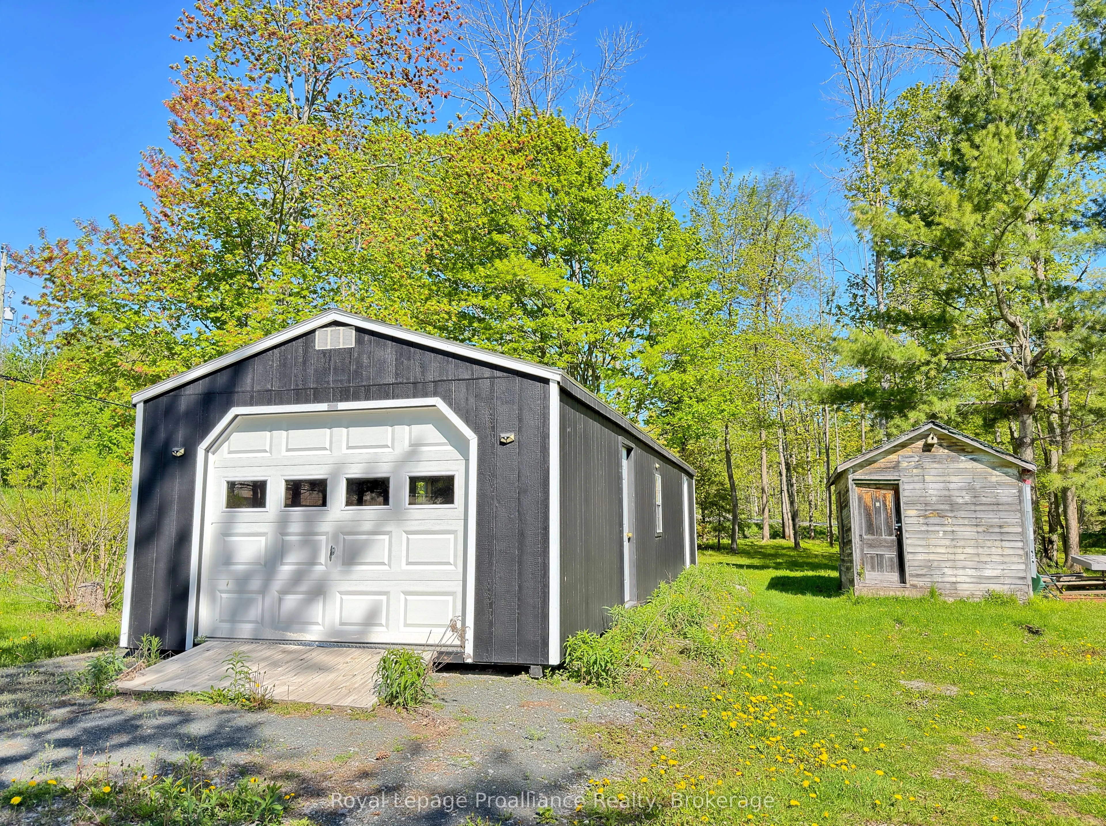 562 Cordova Road