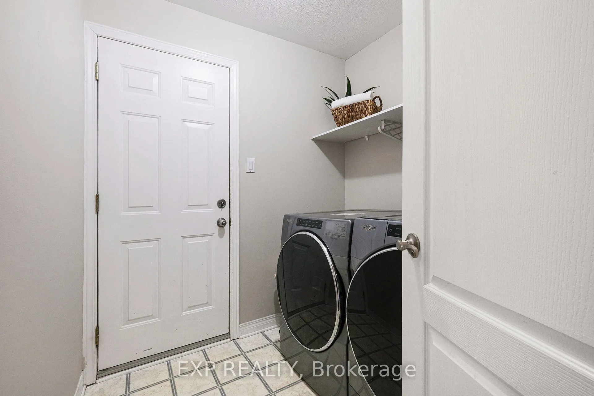 34 Avonmore Crescent