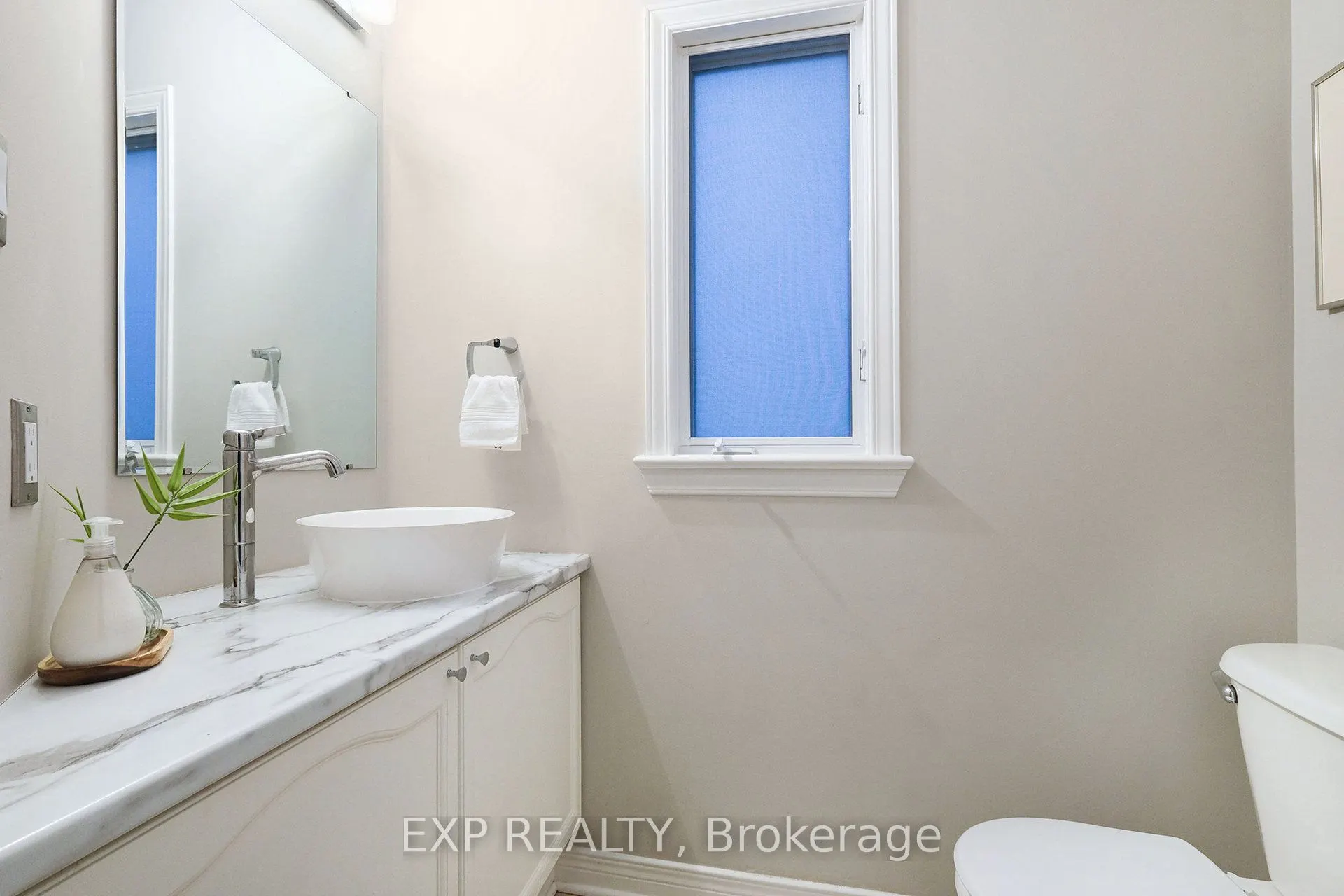 34 Avonmore Crescent