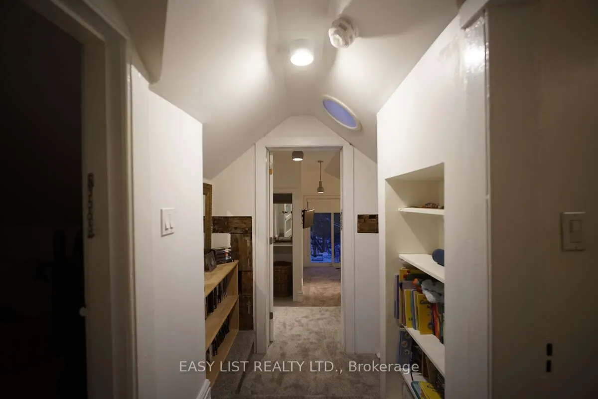 79 Brock Road S