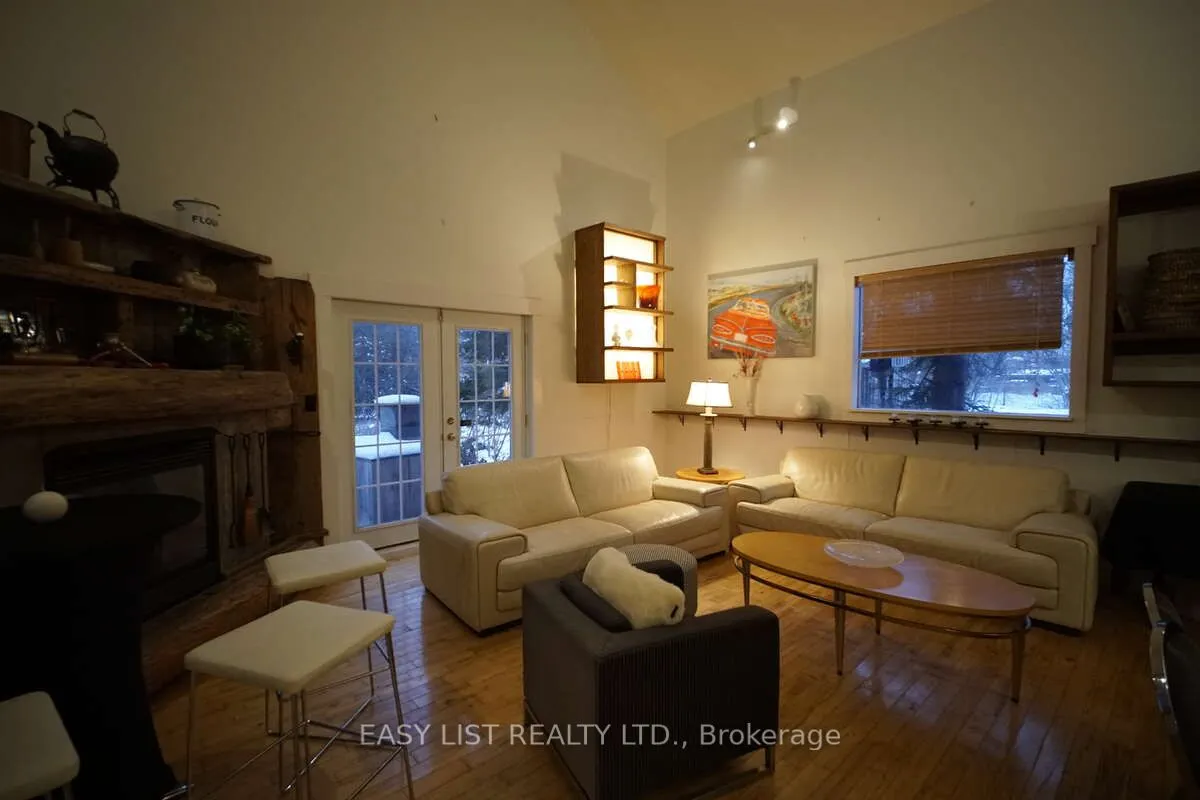 79 Brock Road S