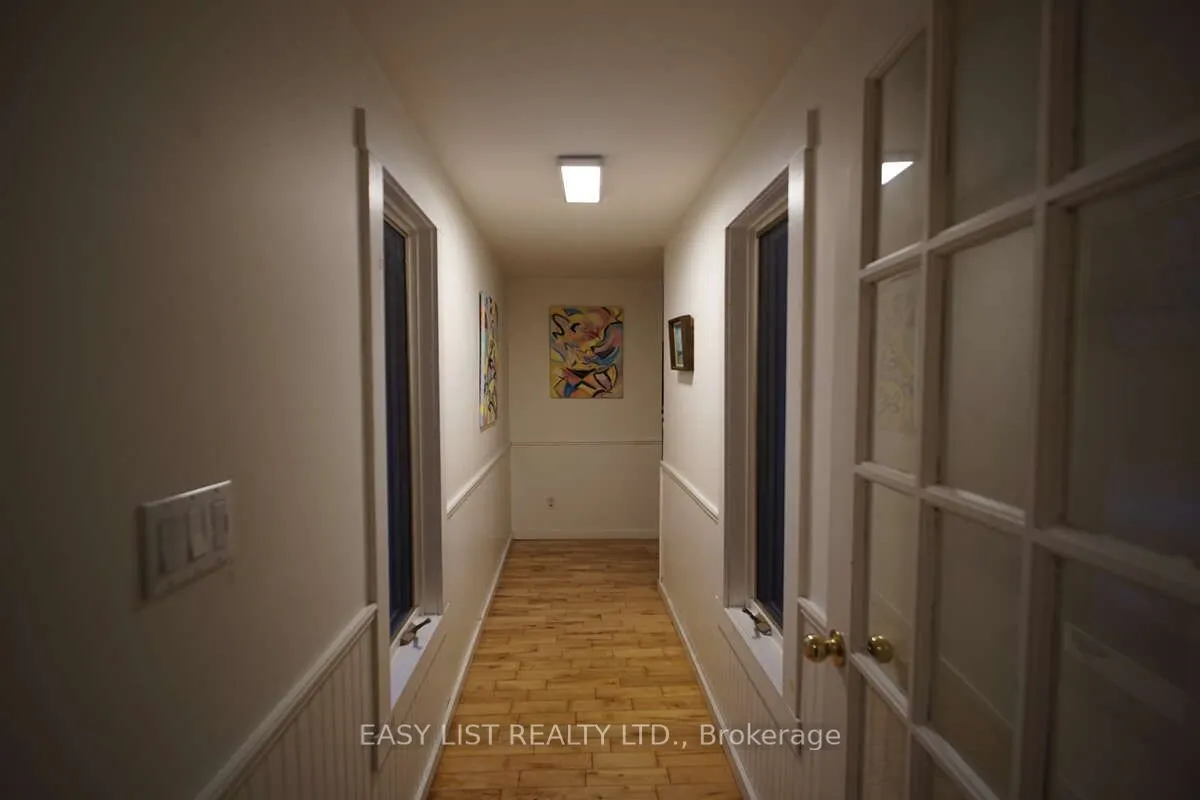79 Brock Road S