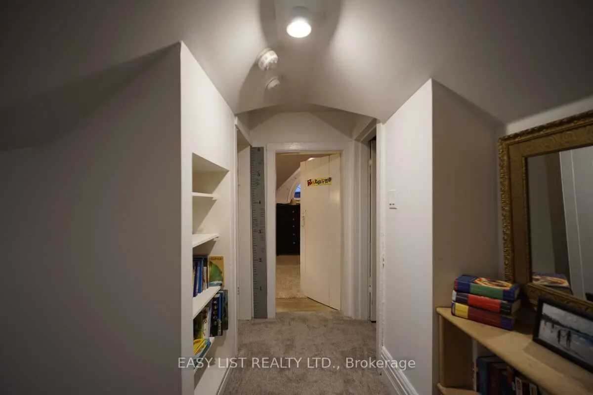 79 Brock Road S