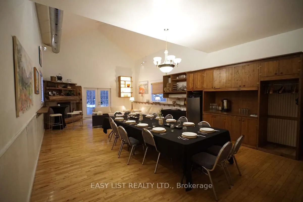 79 Brock Road S