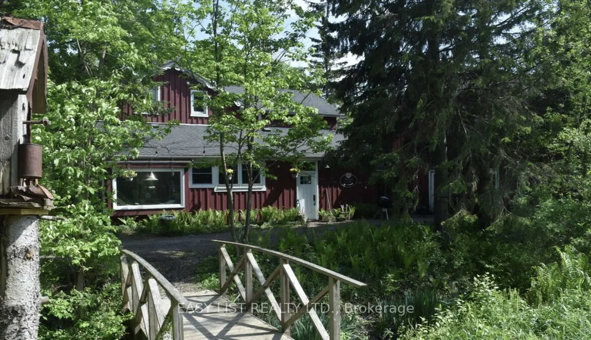 79 Brock Road S