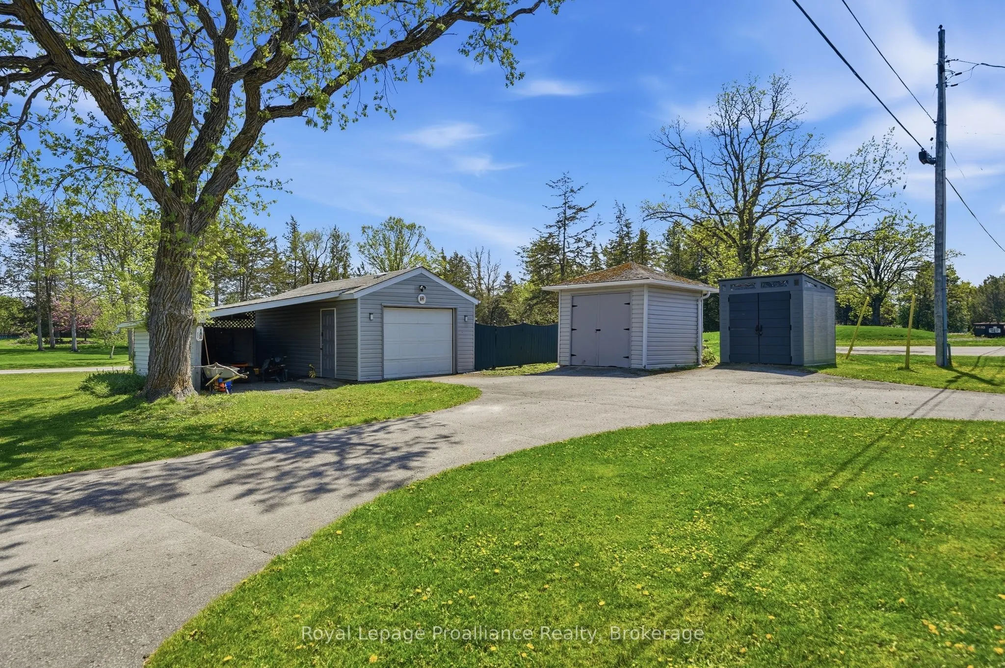 33 Peats Point Lane