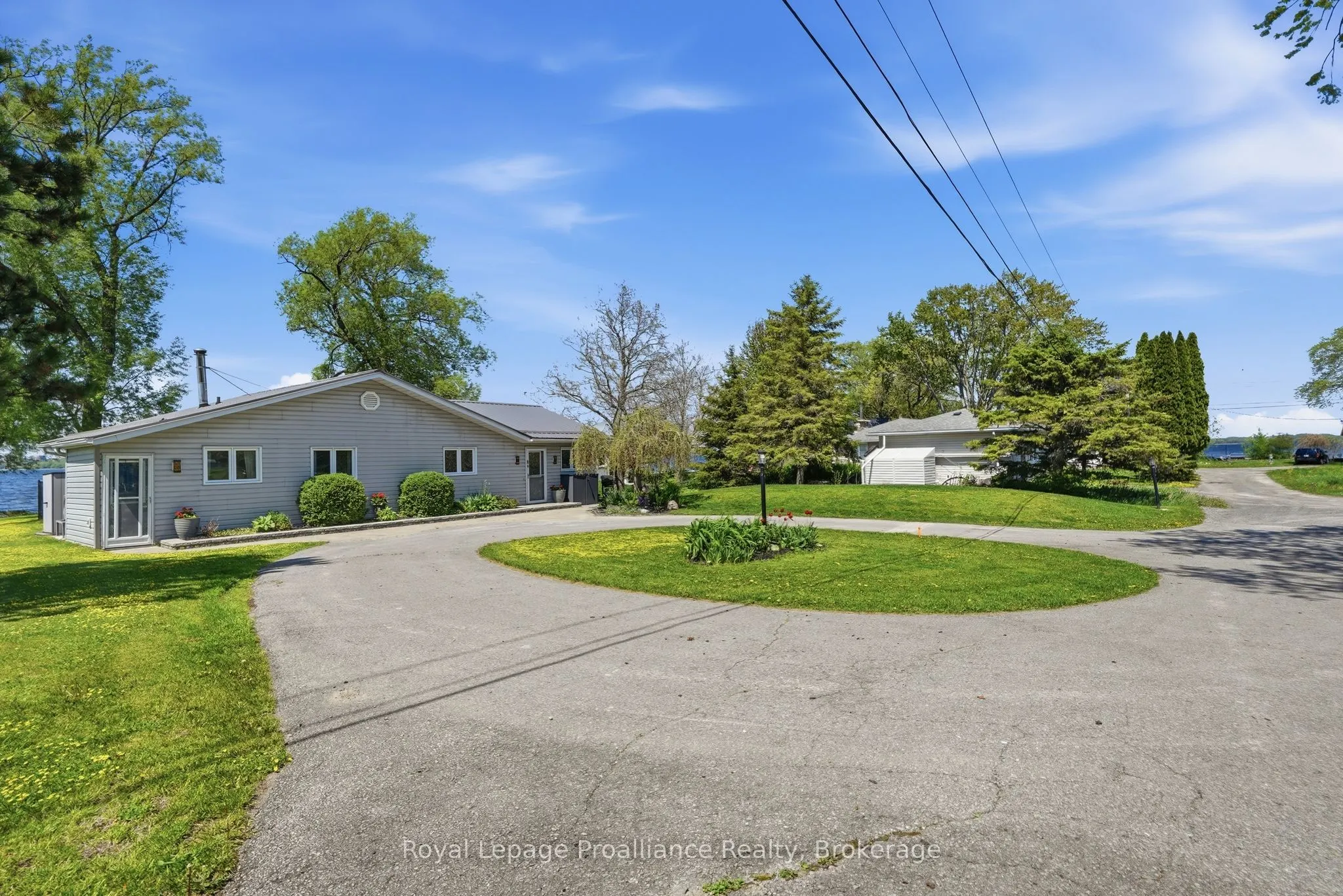 33 Peats Point Lane