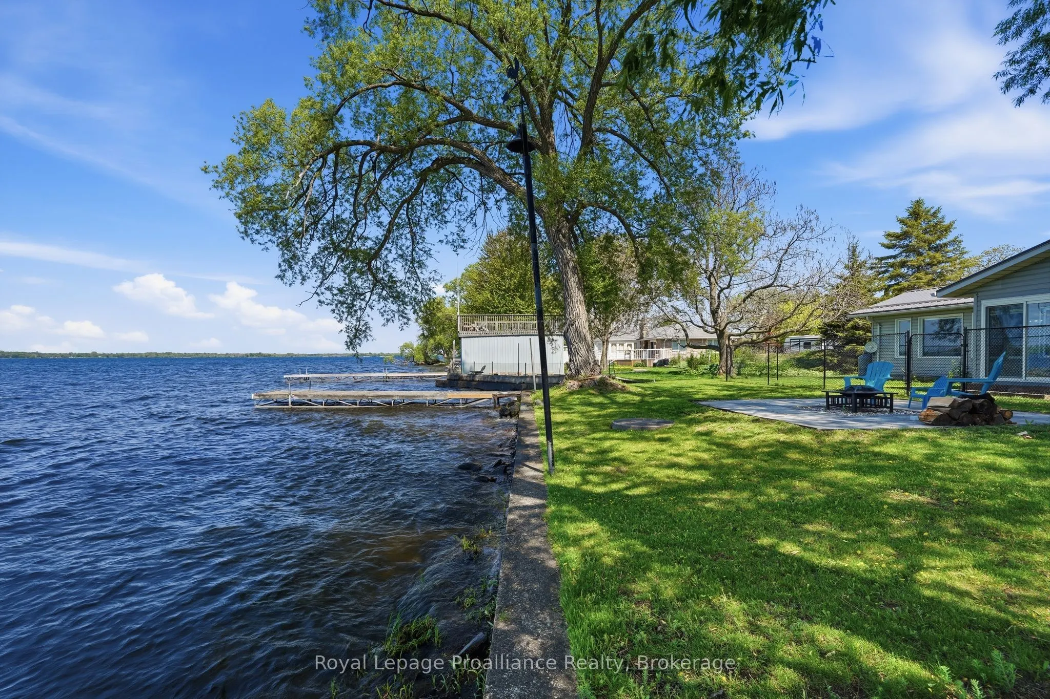 33 Peats Point Lane