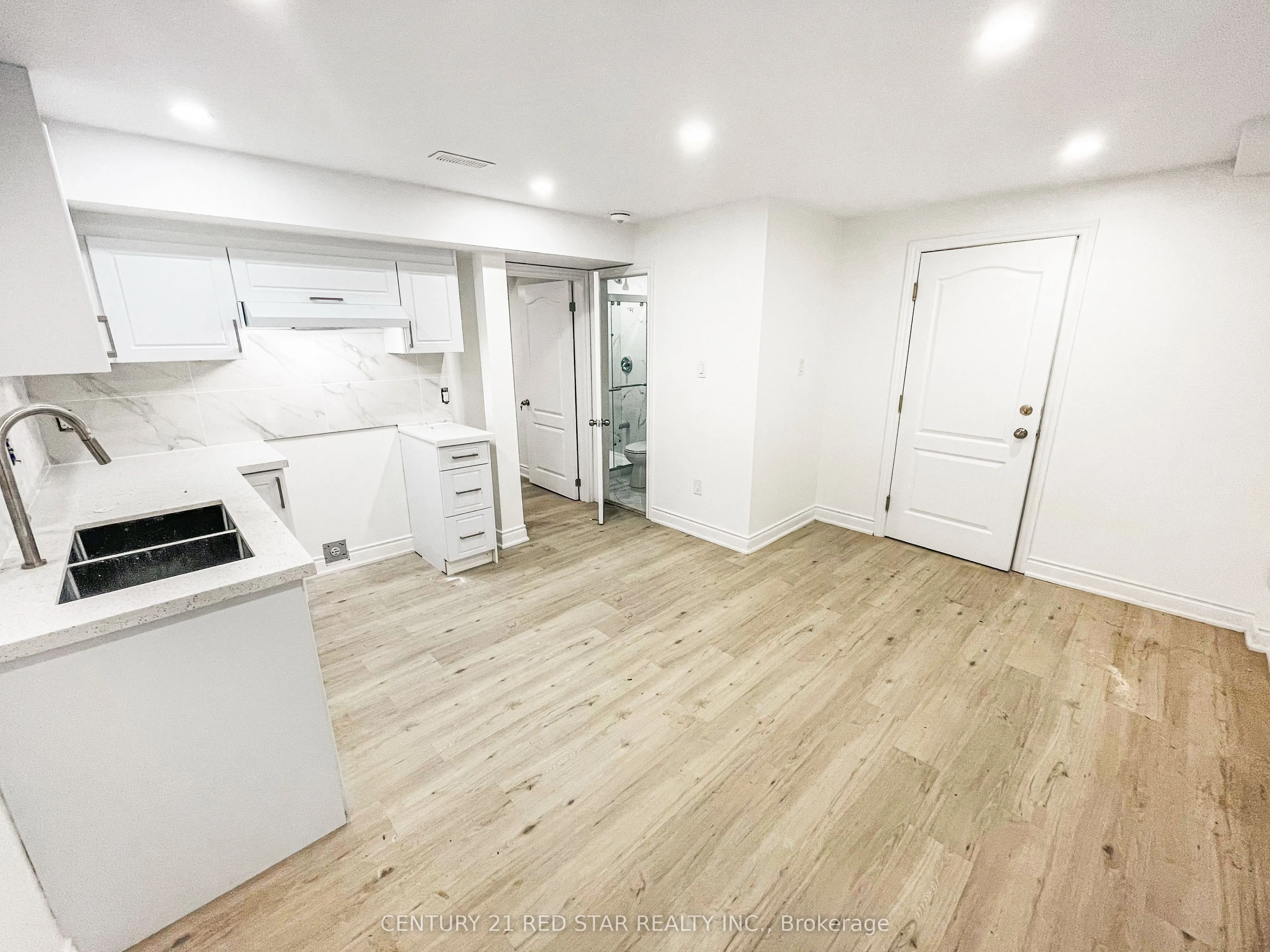 26A Helene Crescent
