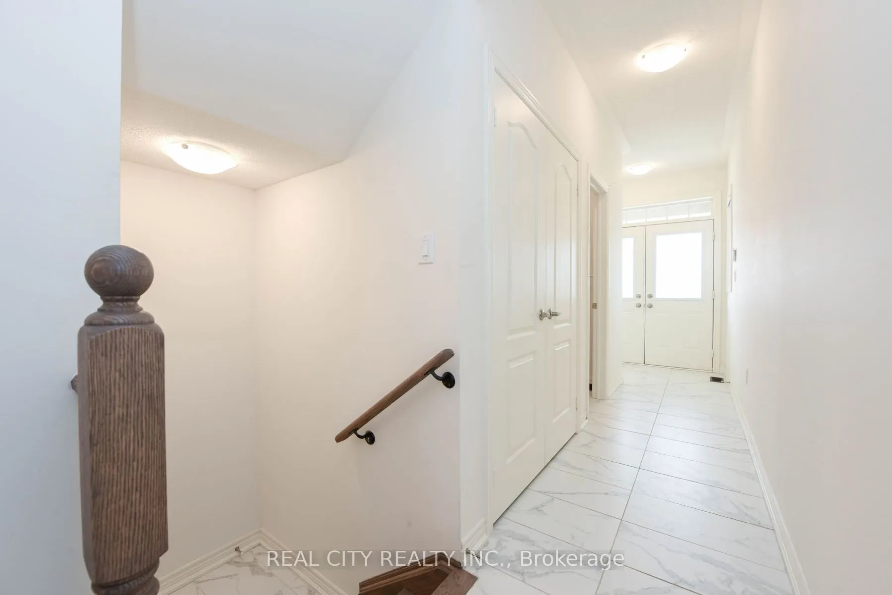 38 Silver Meadow Gdns Gardens N