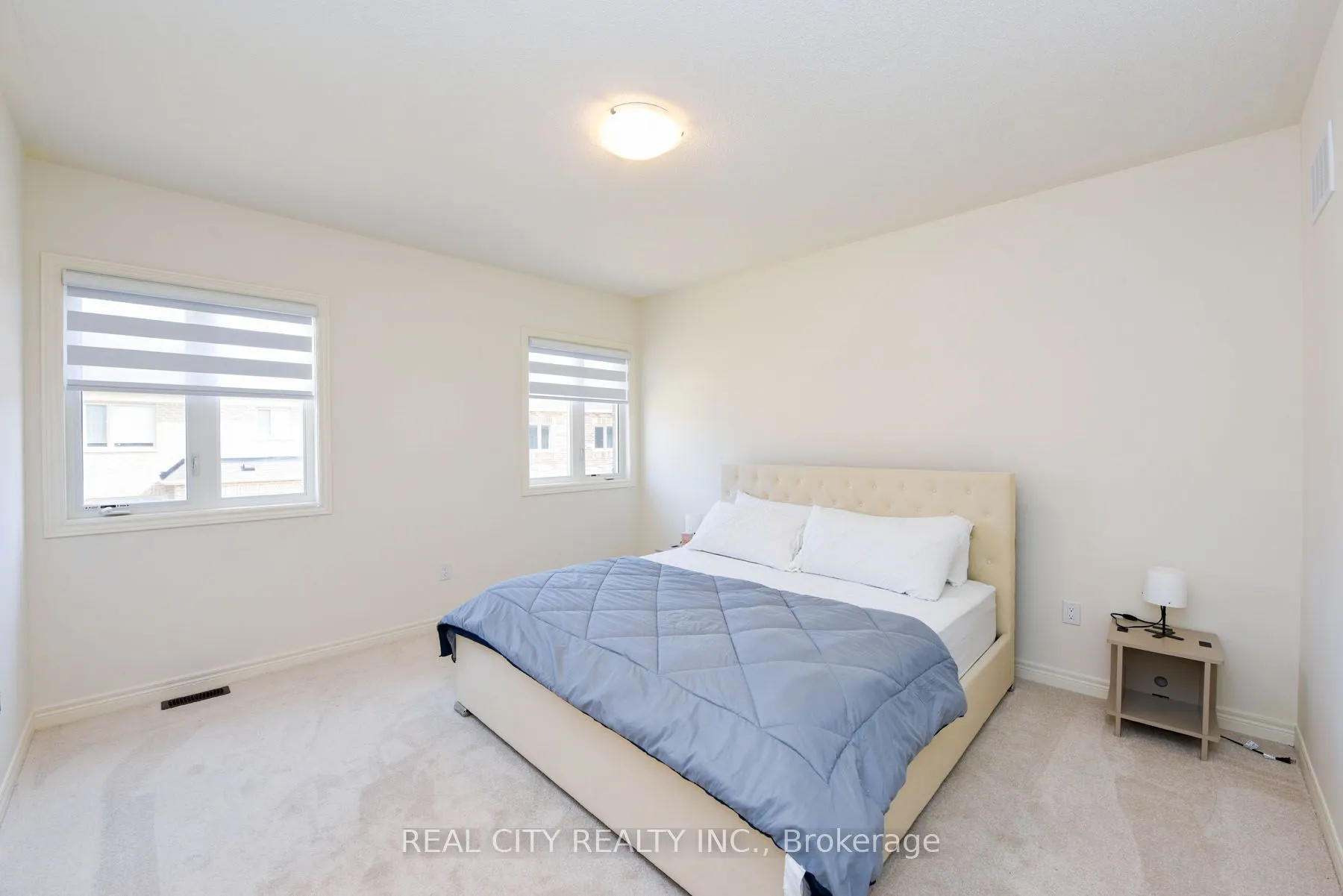 38 Silver Meadow Gdns Gardens N