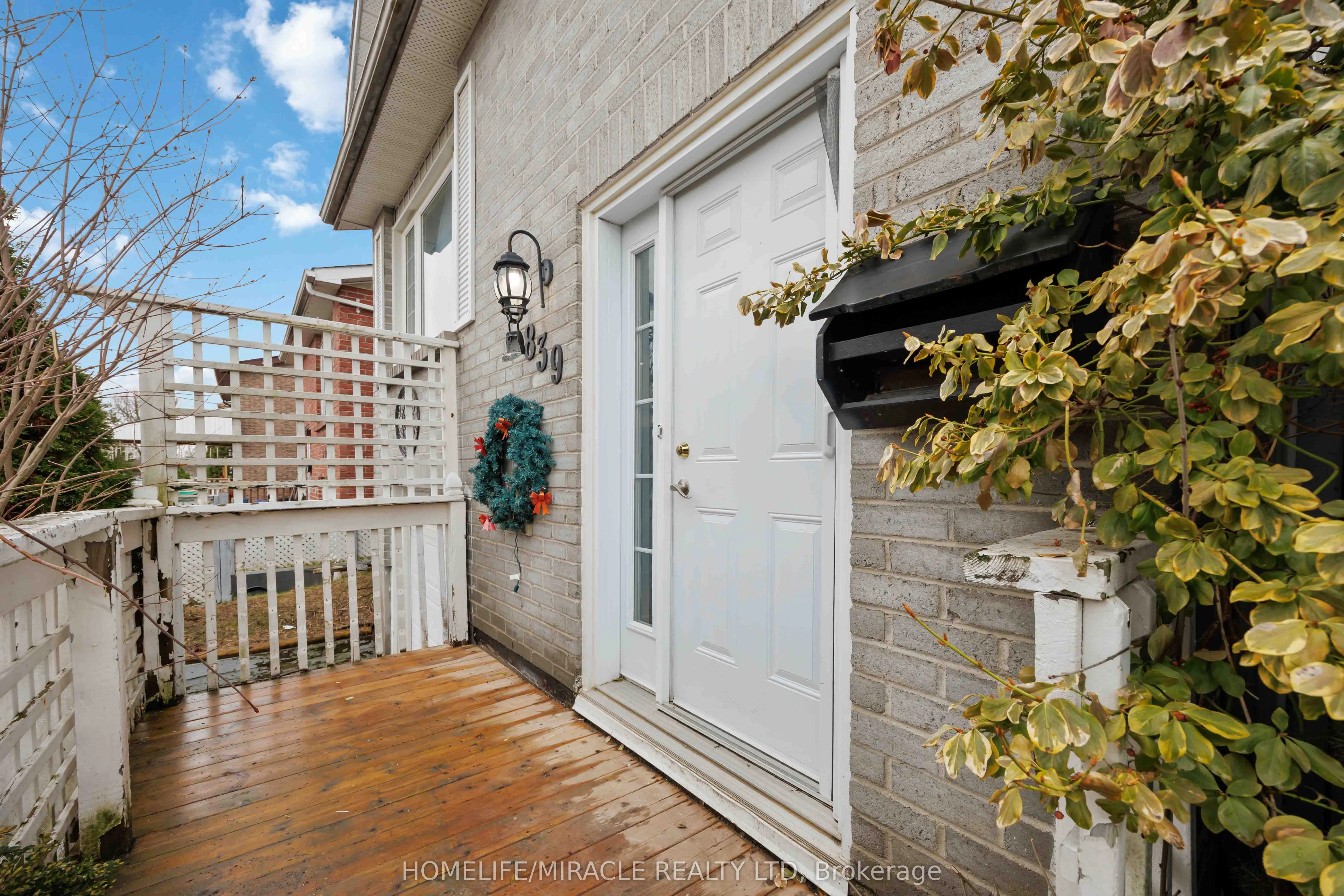 839 Mountain Ash Road