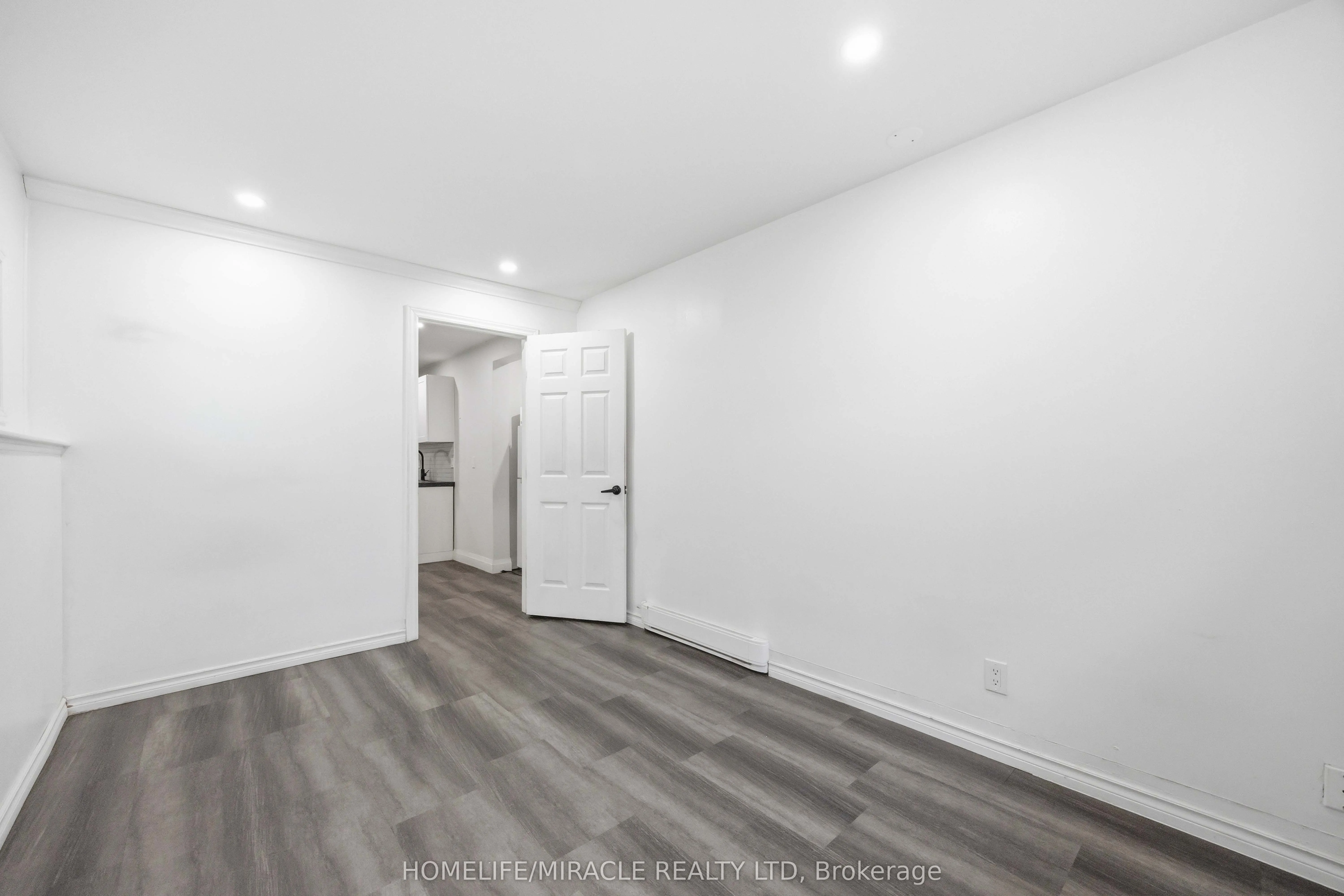 839 Mountain Ash Road