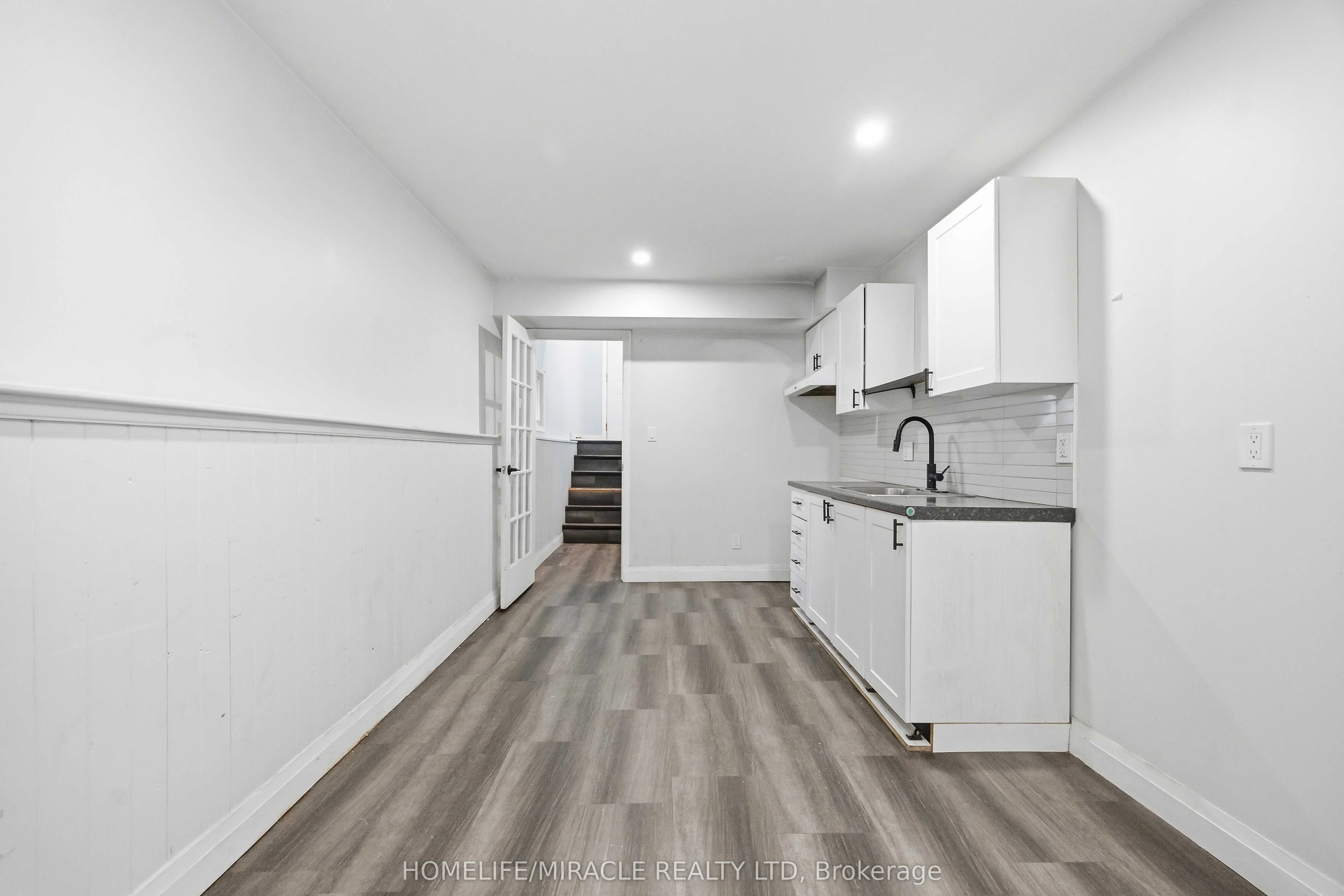 839 Mountain Ash Road