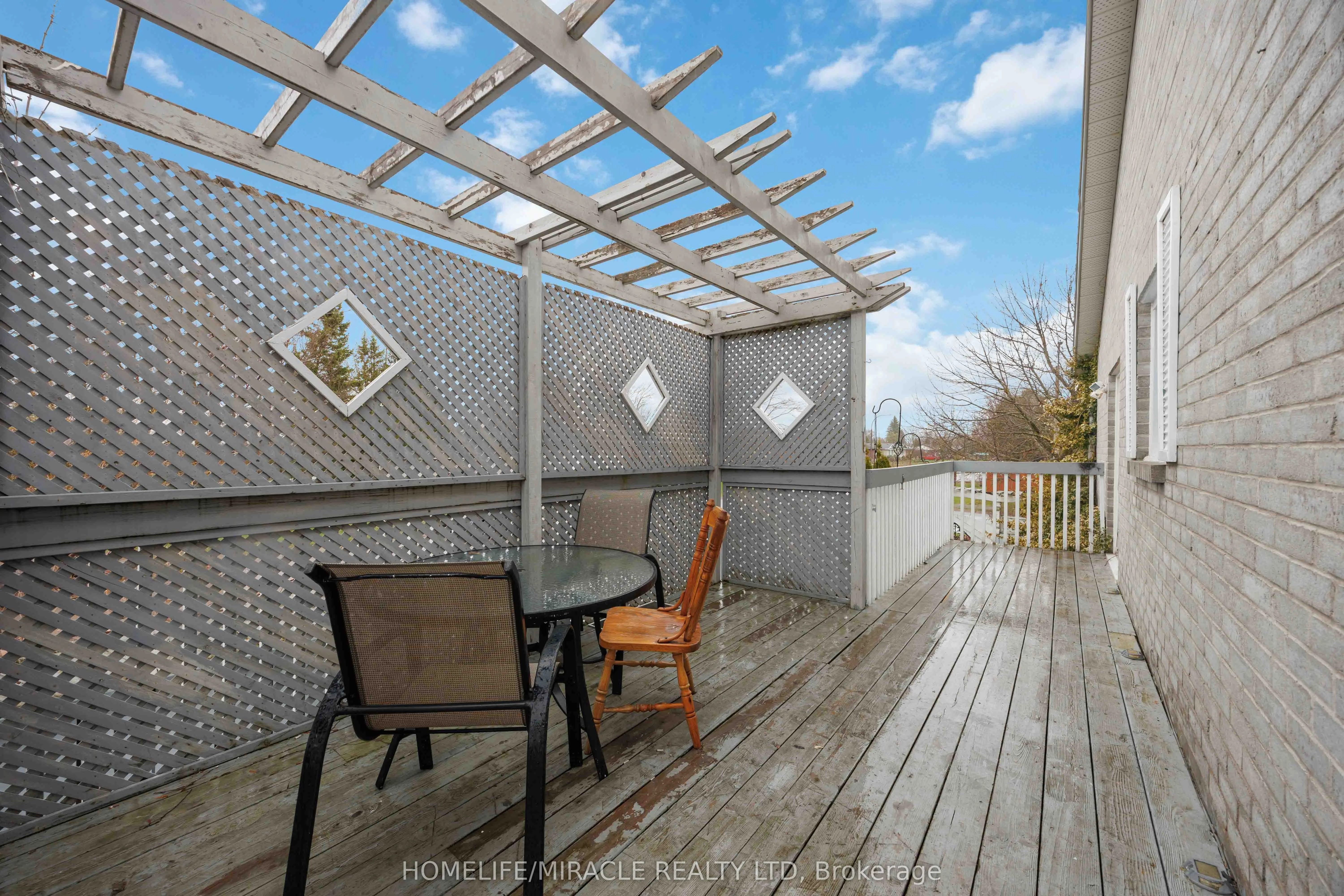839 Mountain Ash Road