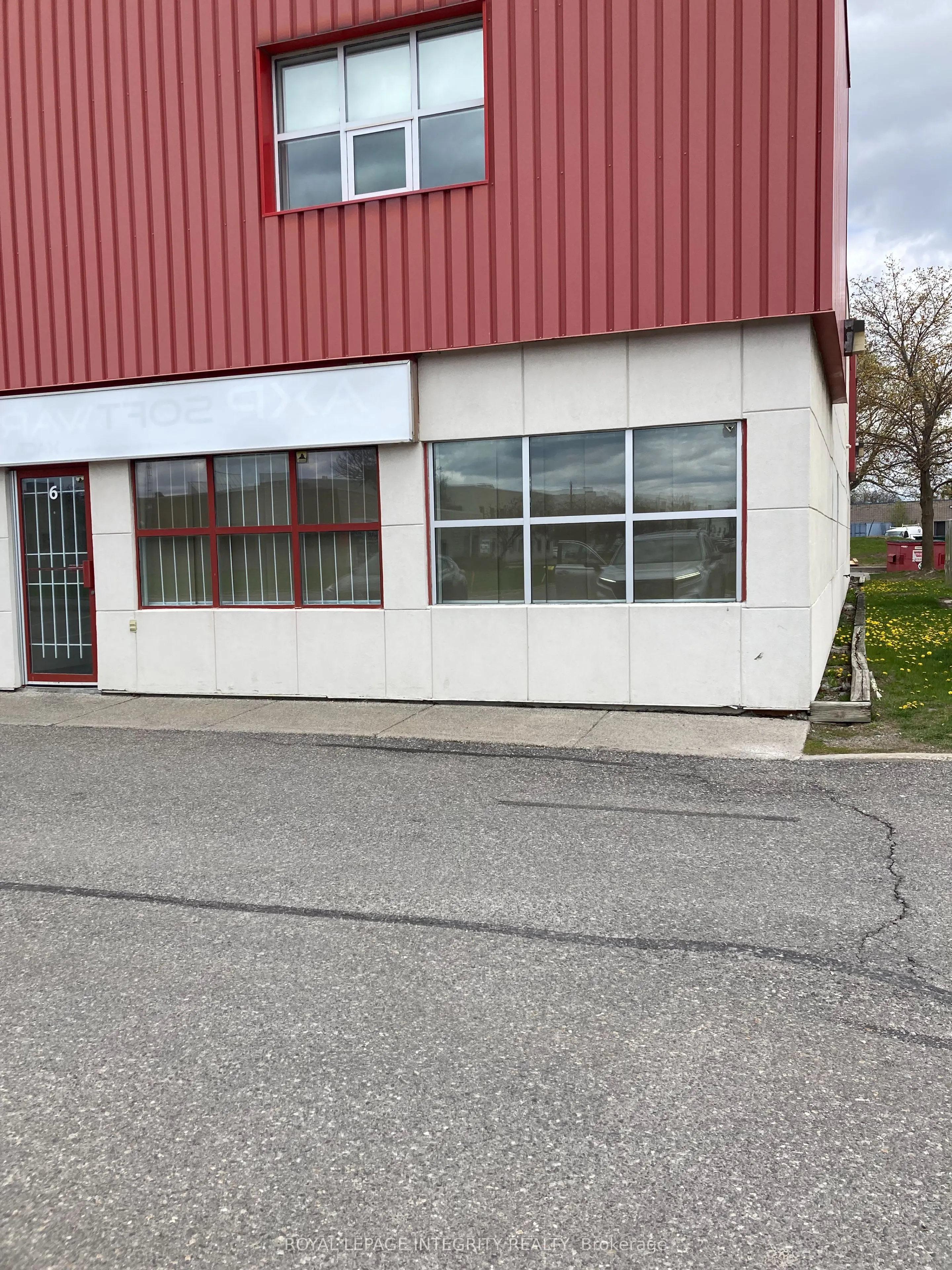 5509 Canotek Road #6