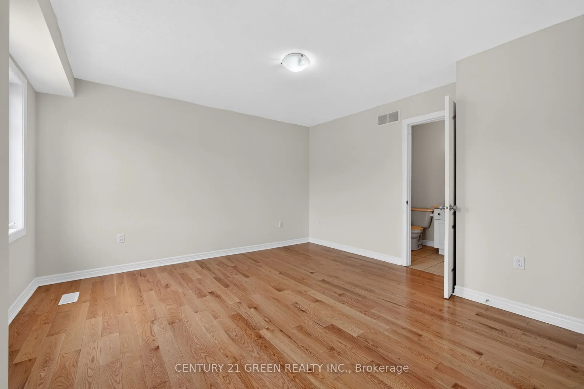 18 Palacebeach Trail
