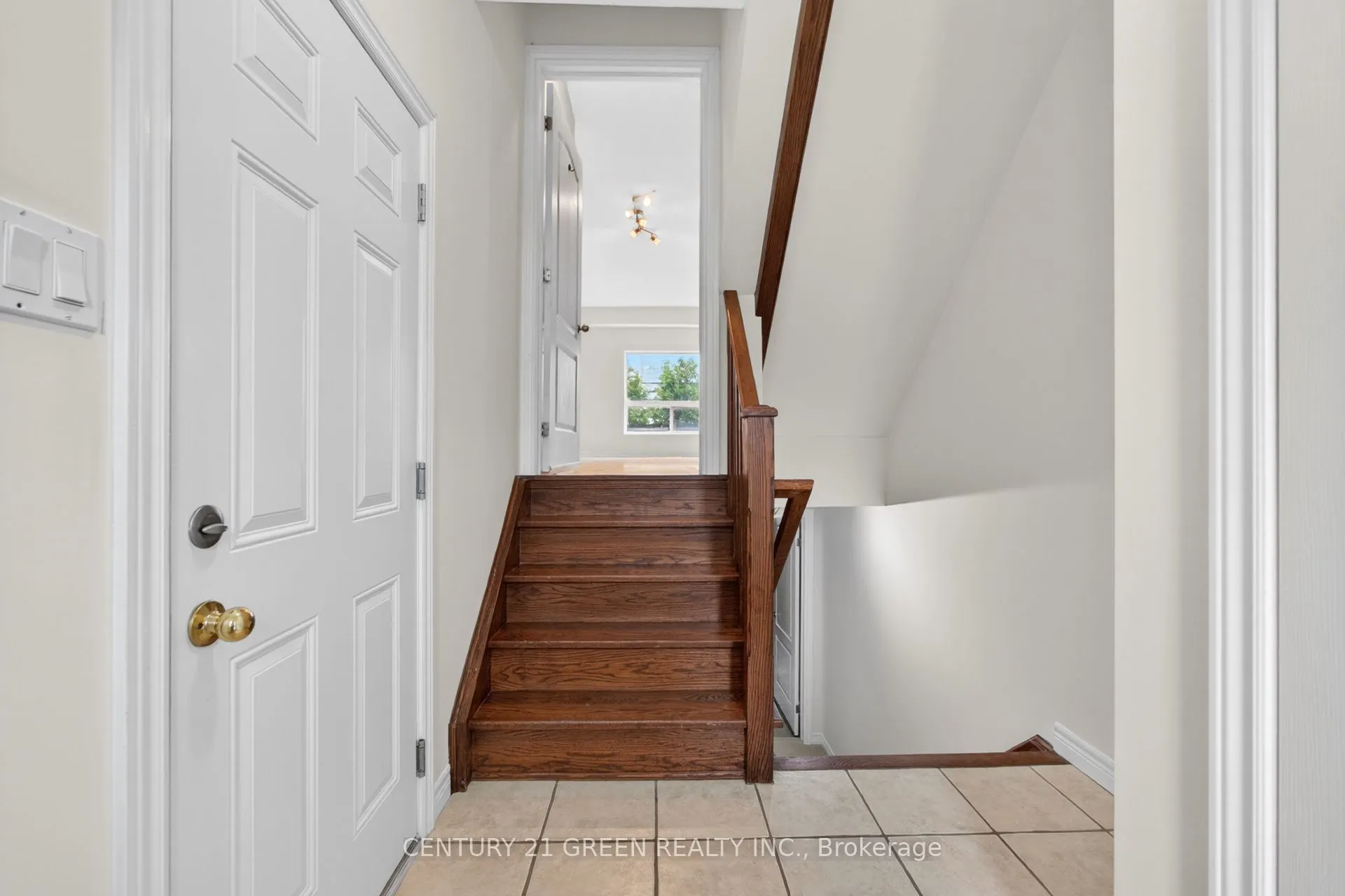 18 Palacebeach Trail