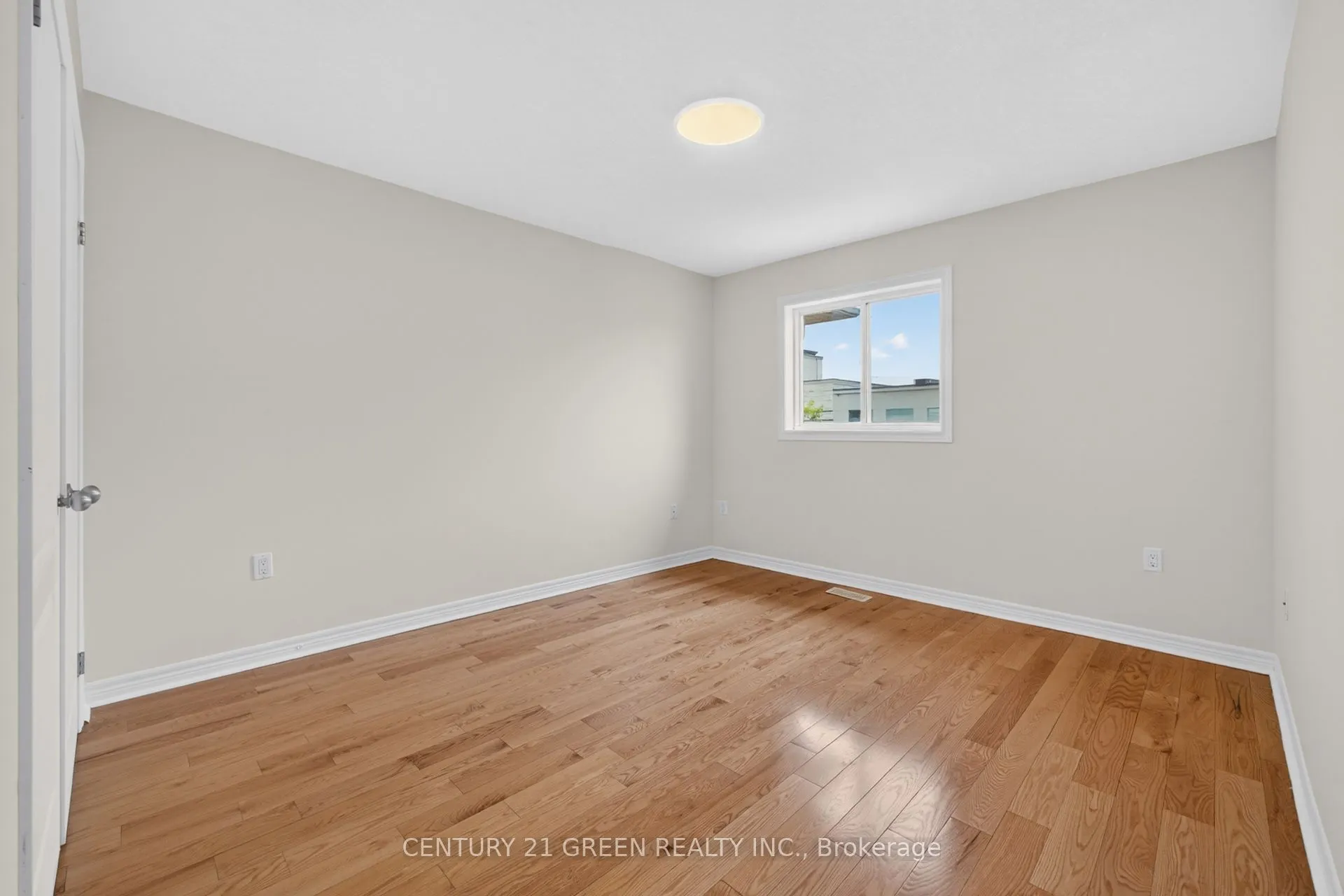 18 Palacebeach Trail