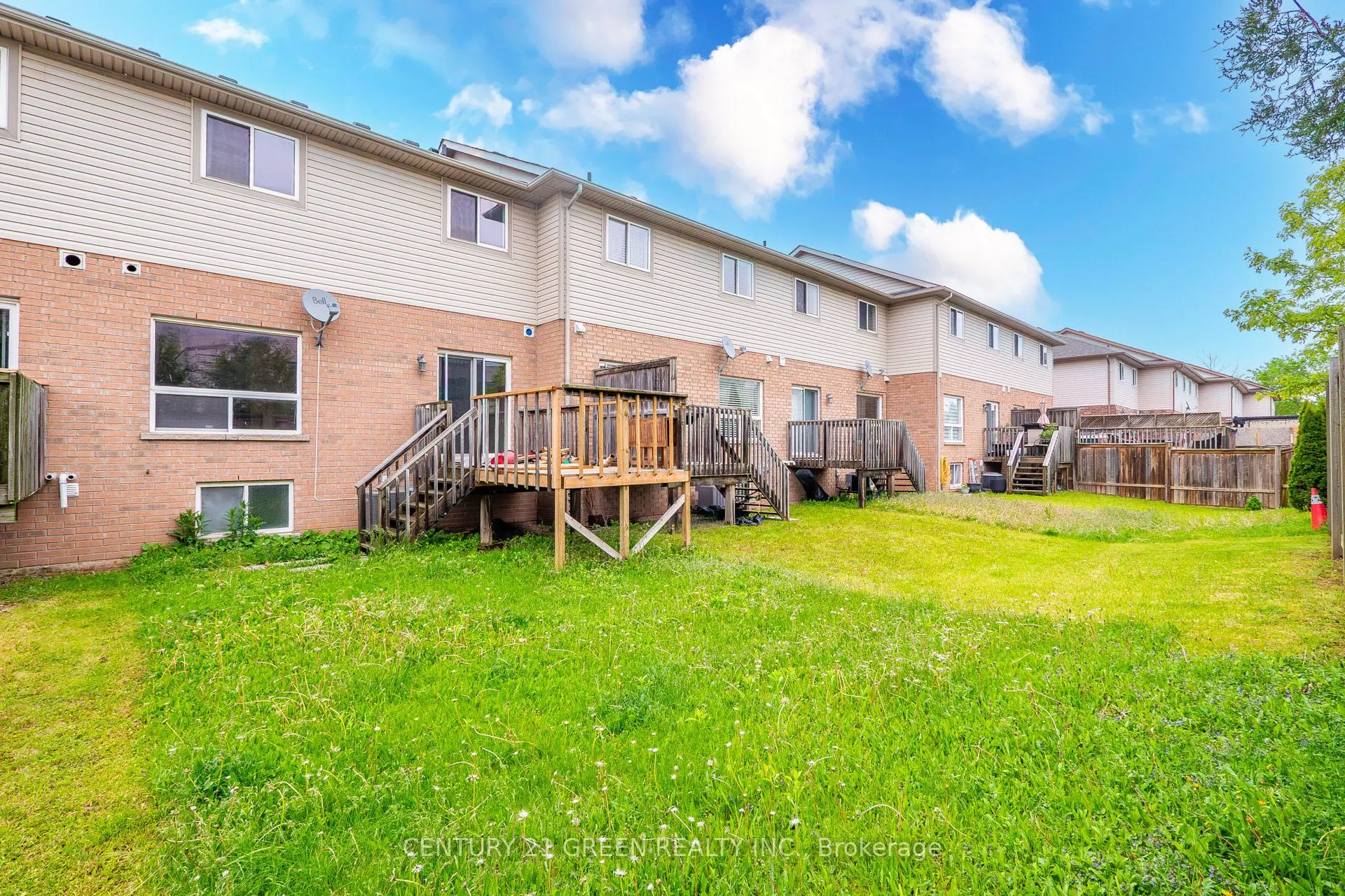 18 Palacebeach Trail