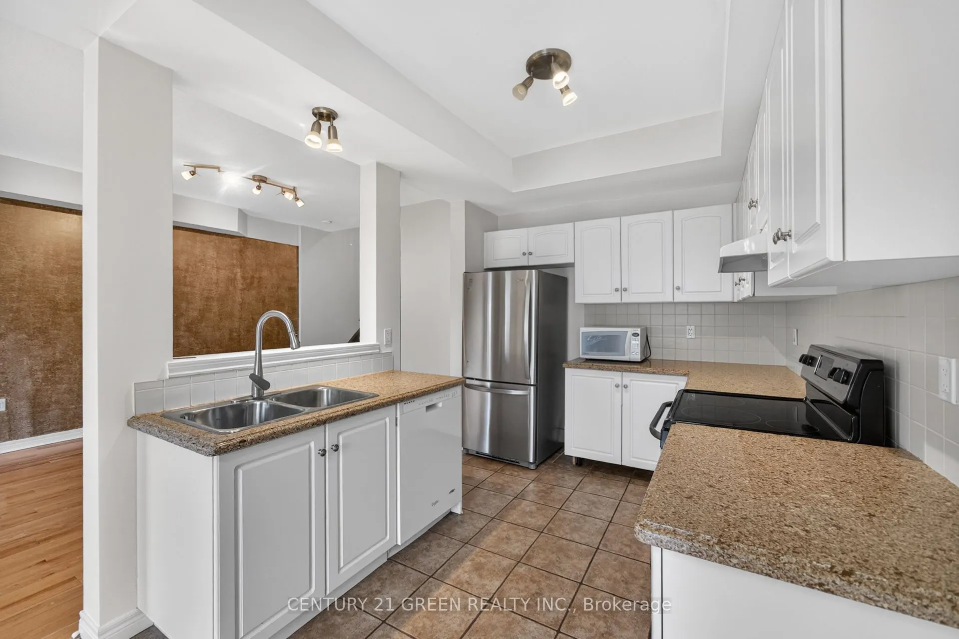 18 Palacebeach Trail