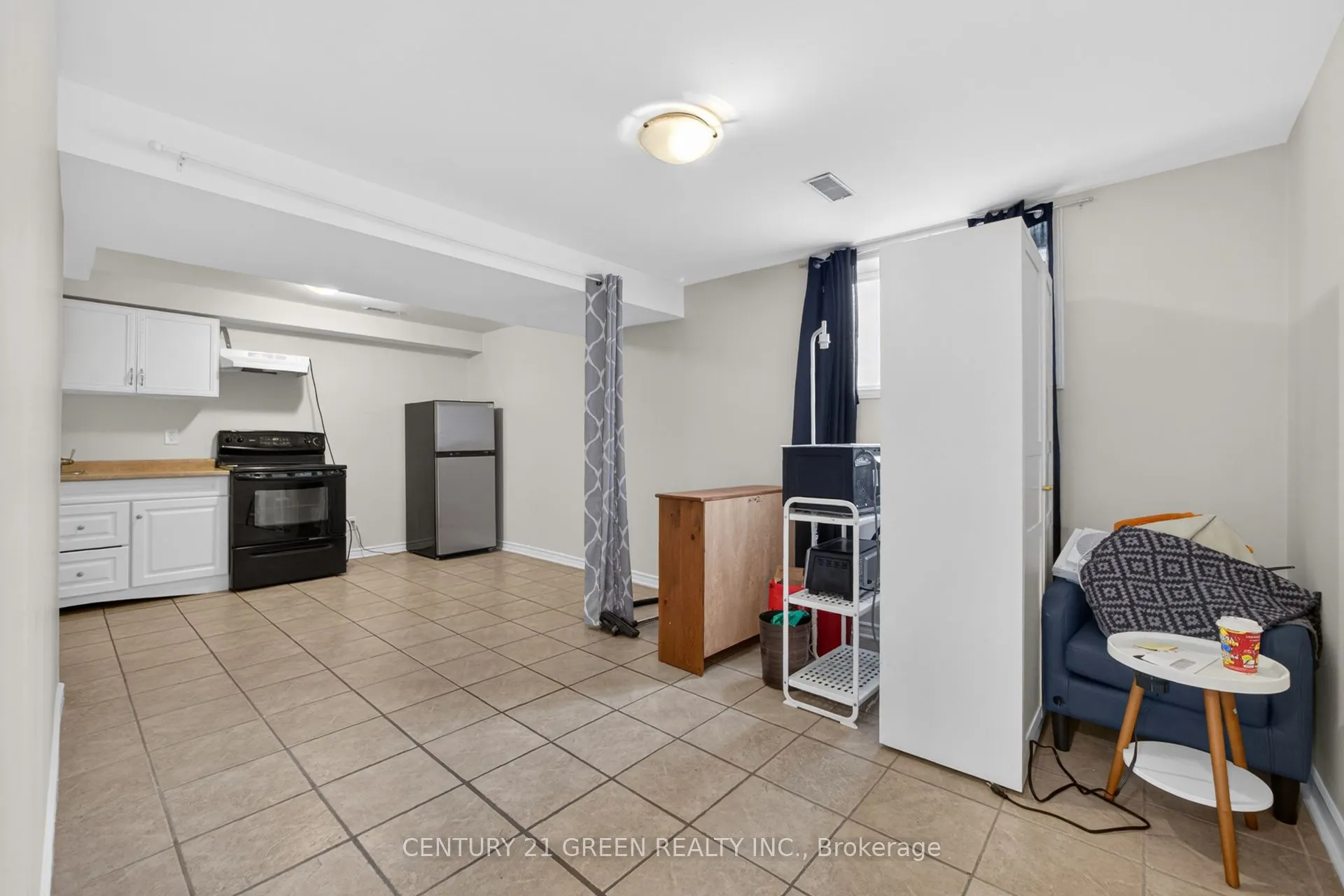 18 Palacebeach Trail