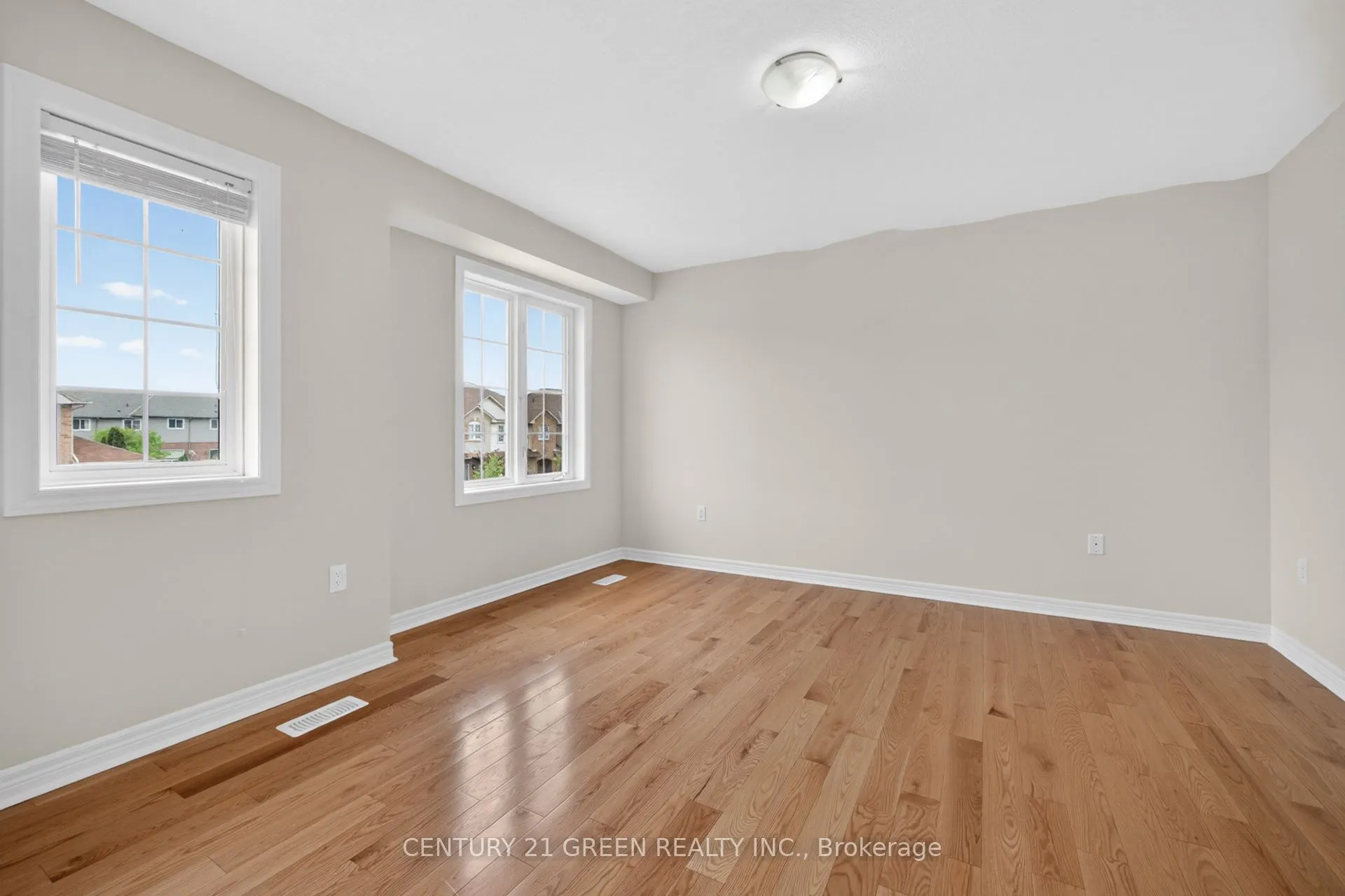 18 Palacebeach Trail