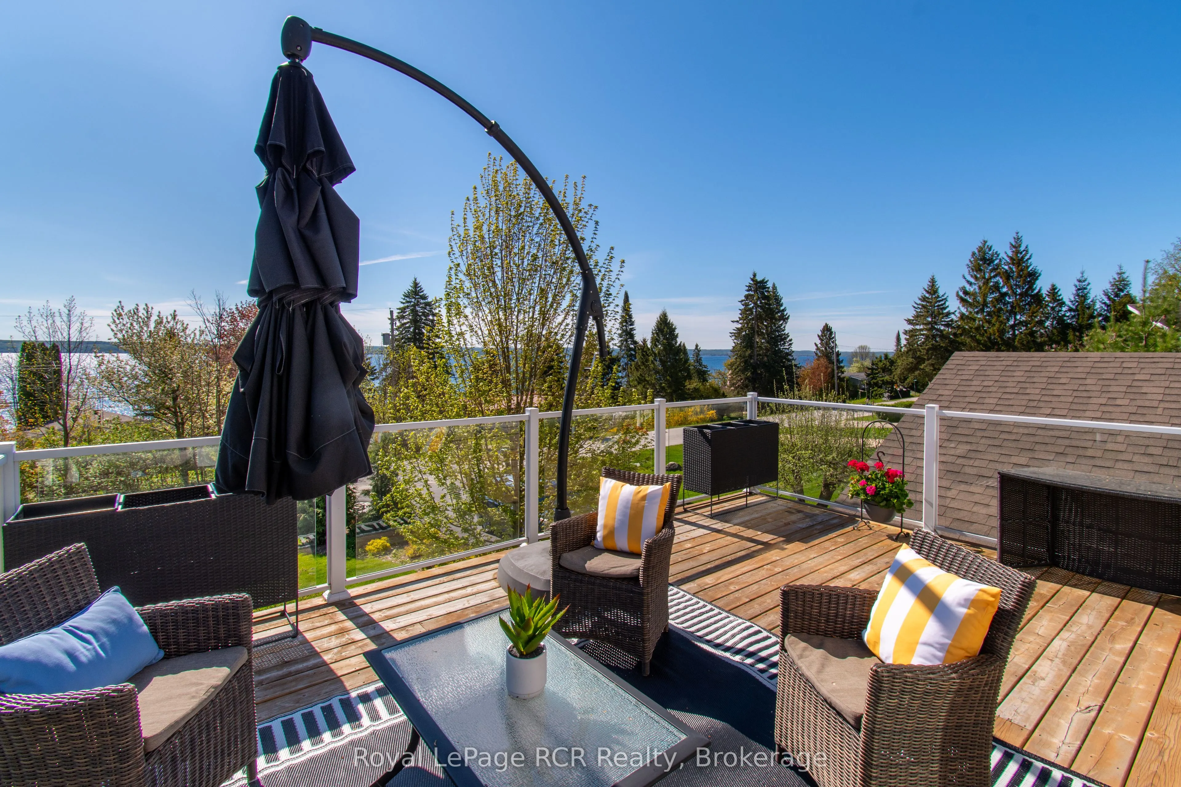 154 MacIntosh Drive