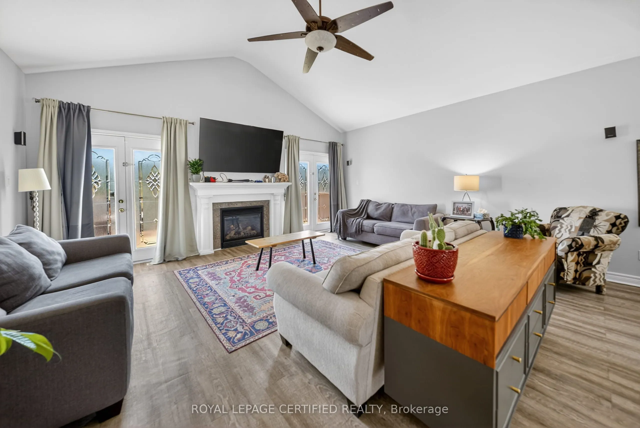 91 Candlewood Drive