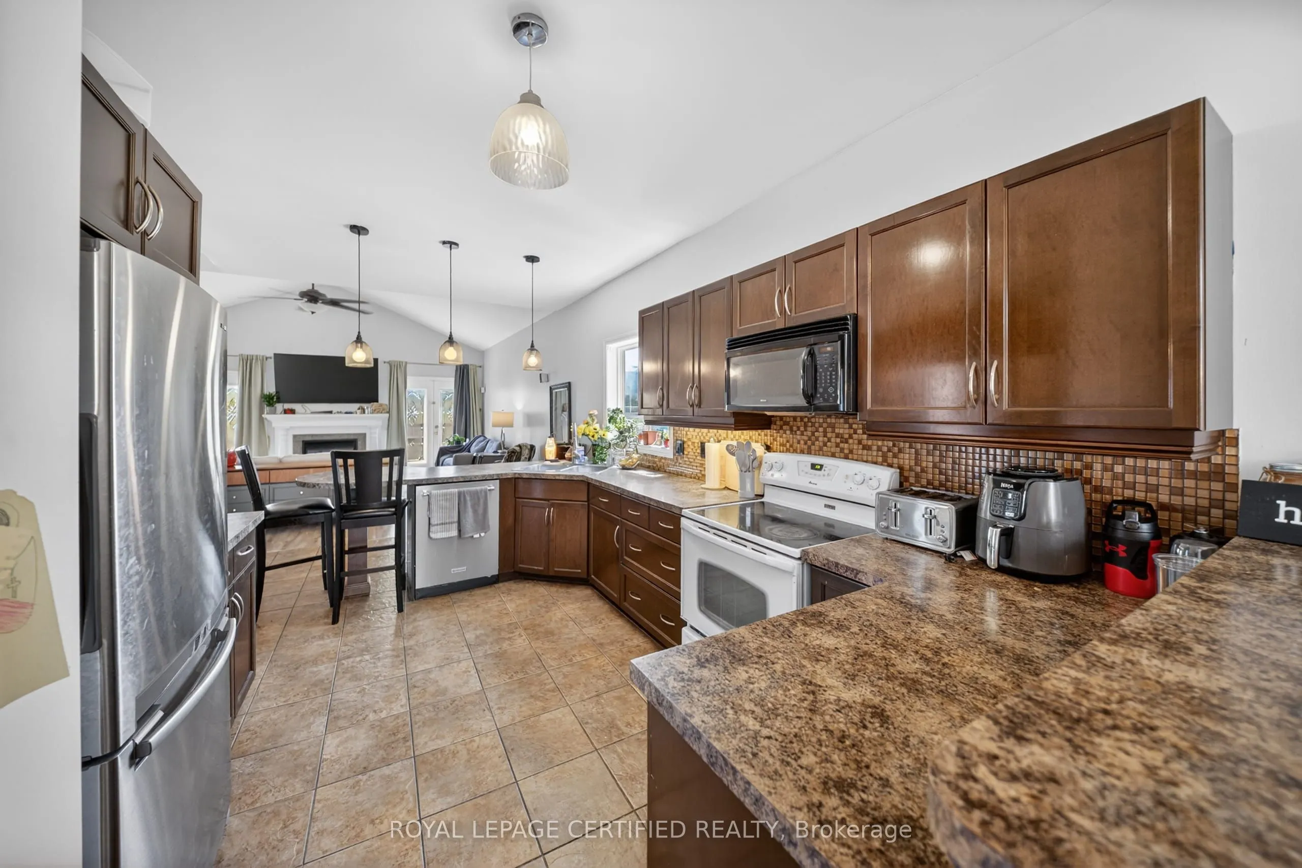 91 Candlewood Drive