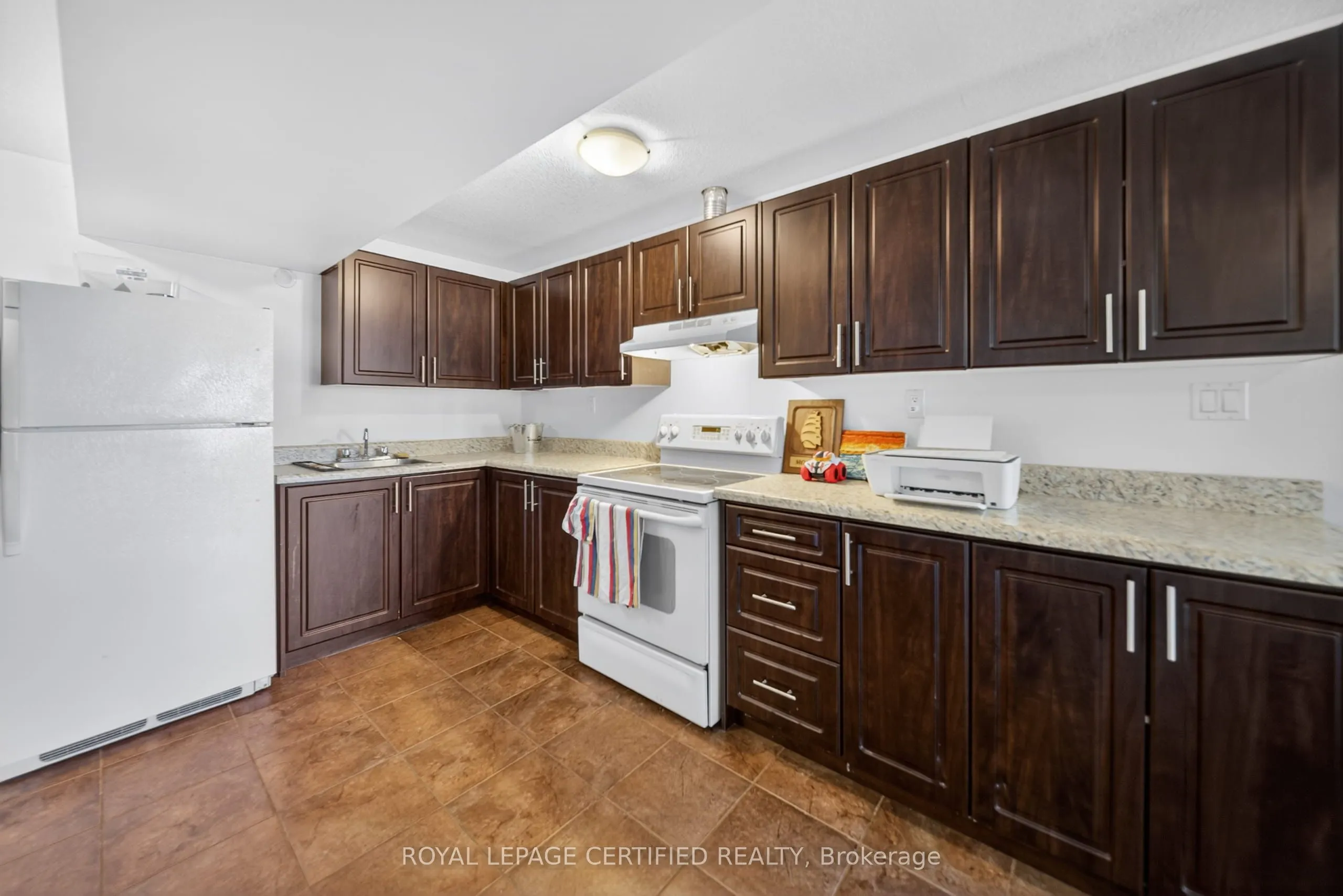 91 Candlewood Drive