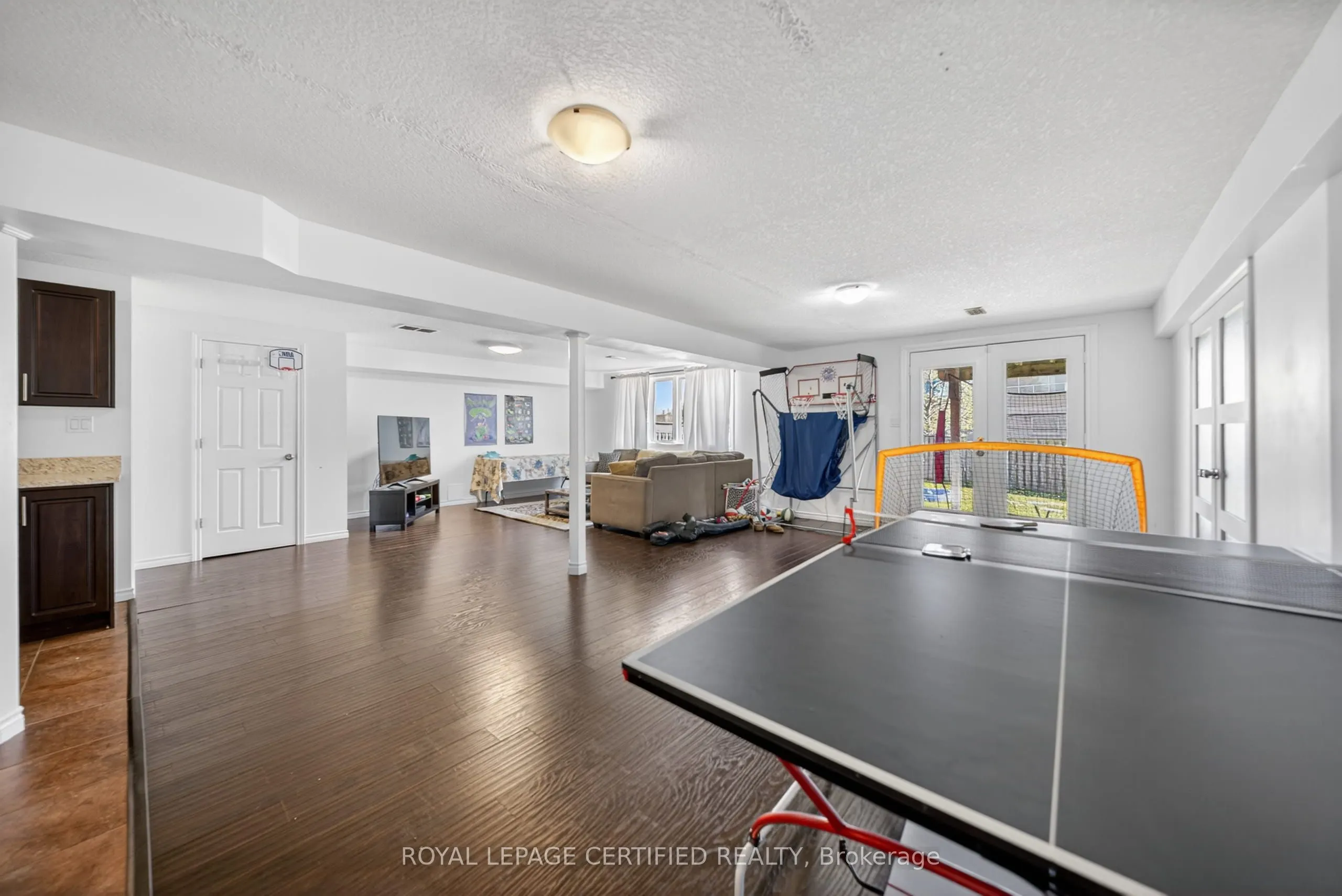 91 Candlewood Drive